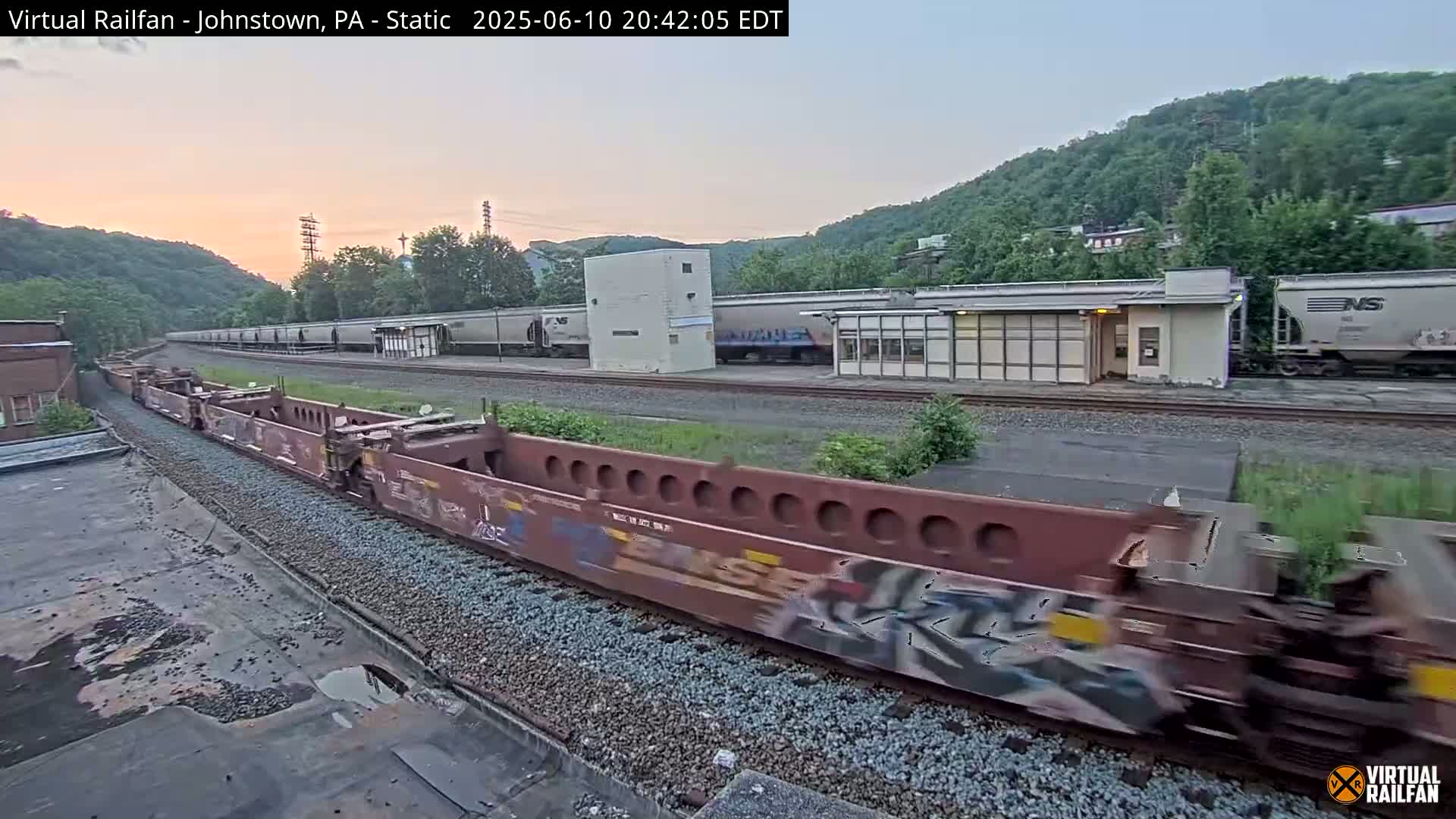 Johnstown Train Station & Railroad Crossing Live Cam - Johnstown, Cambria, Pennsylvania, USA