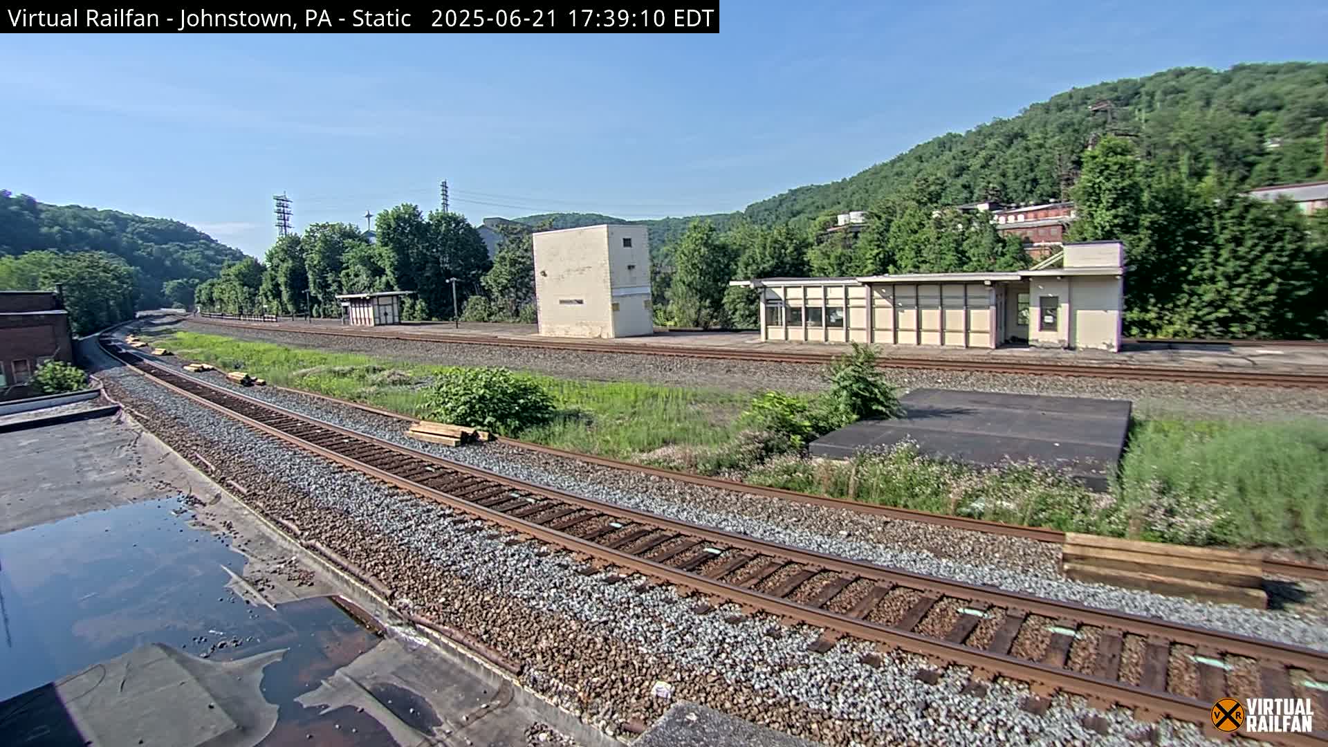 Johnstown Train Station & Railroad Crossing Live Cam - Johnstown, Cambria, Pennsylvania, USA