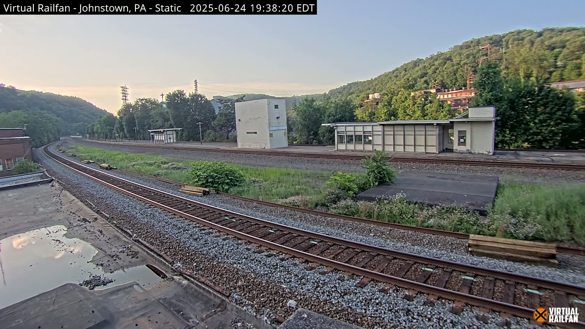 Johnstown Train Station & Railroad Crossing Live Cam - Johnstown, Cambria, Pennsylvania, USA