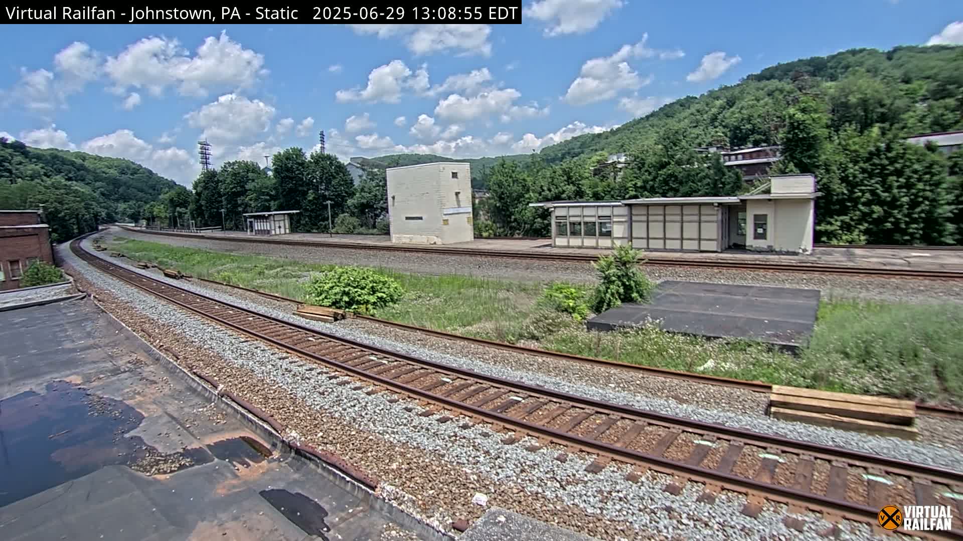 Johnstown Train Station & Railroad Crossing Live Cam - Johnstown, Cambria, Pennsylvania, USA