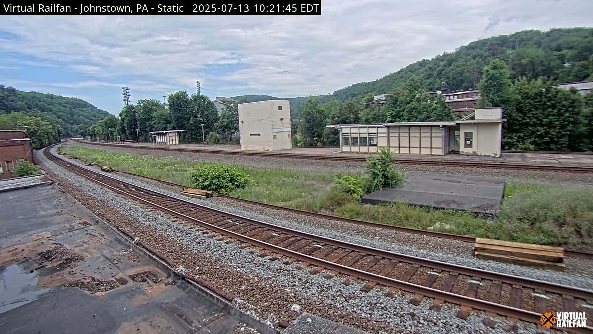 Johnstown Train Station & Railroad Crossing Live Cam - Johnstown, Cambria, Pennsylvania, USA