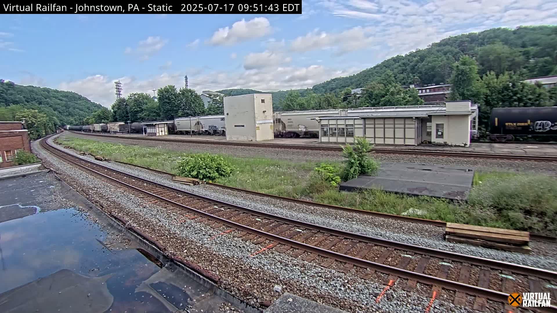 Johnstown Train Station & Railroad Crossing Live Cam - Johnstown, Cambria, Pennsylvania, USA