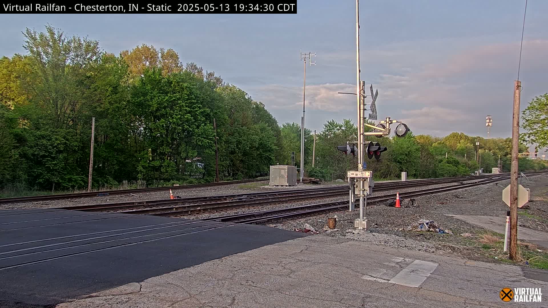 Chesterton Railroad Crossing Porter Junction Live Cam - Chesterton, Porter, Indiana, USA