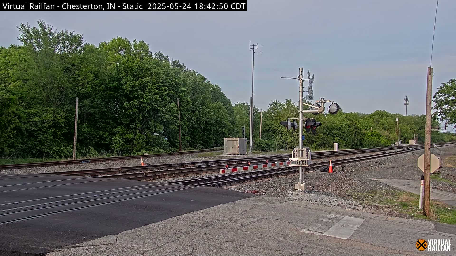 Chesterton Railroad Crossing Porter Junction Live Cam - Chesterton, Porter, Indiana, USA
