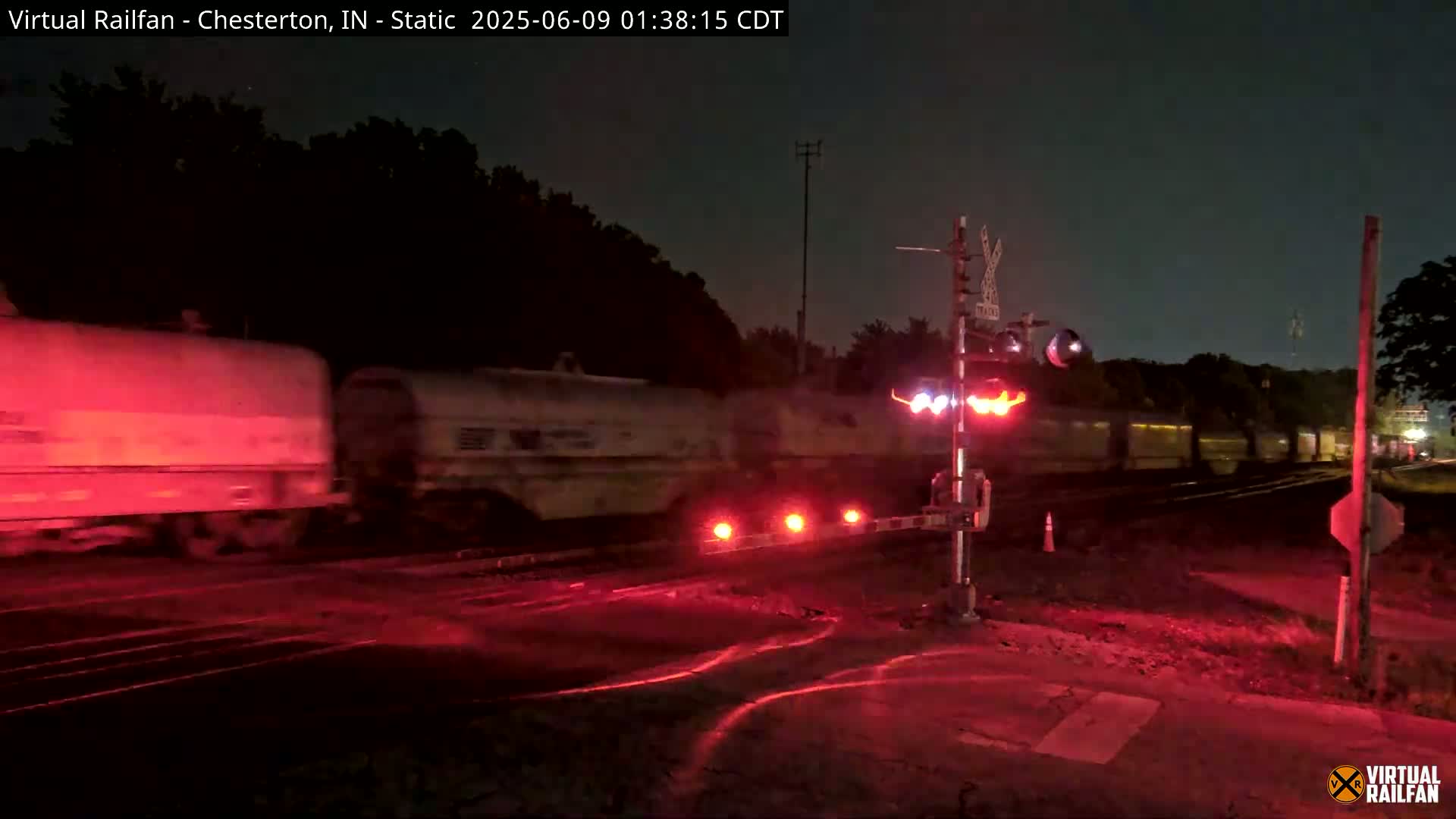 Chesterton Railroad Crossing Porter Junction Live Cam - Chesterton, Porter, Indiana, USA