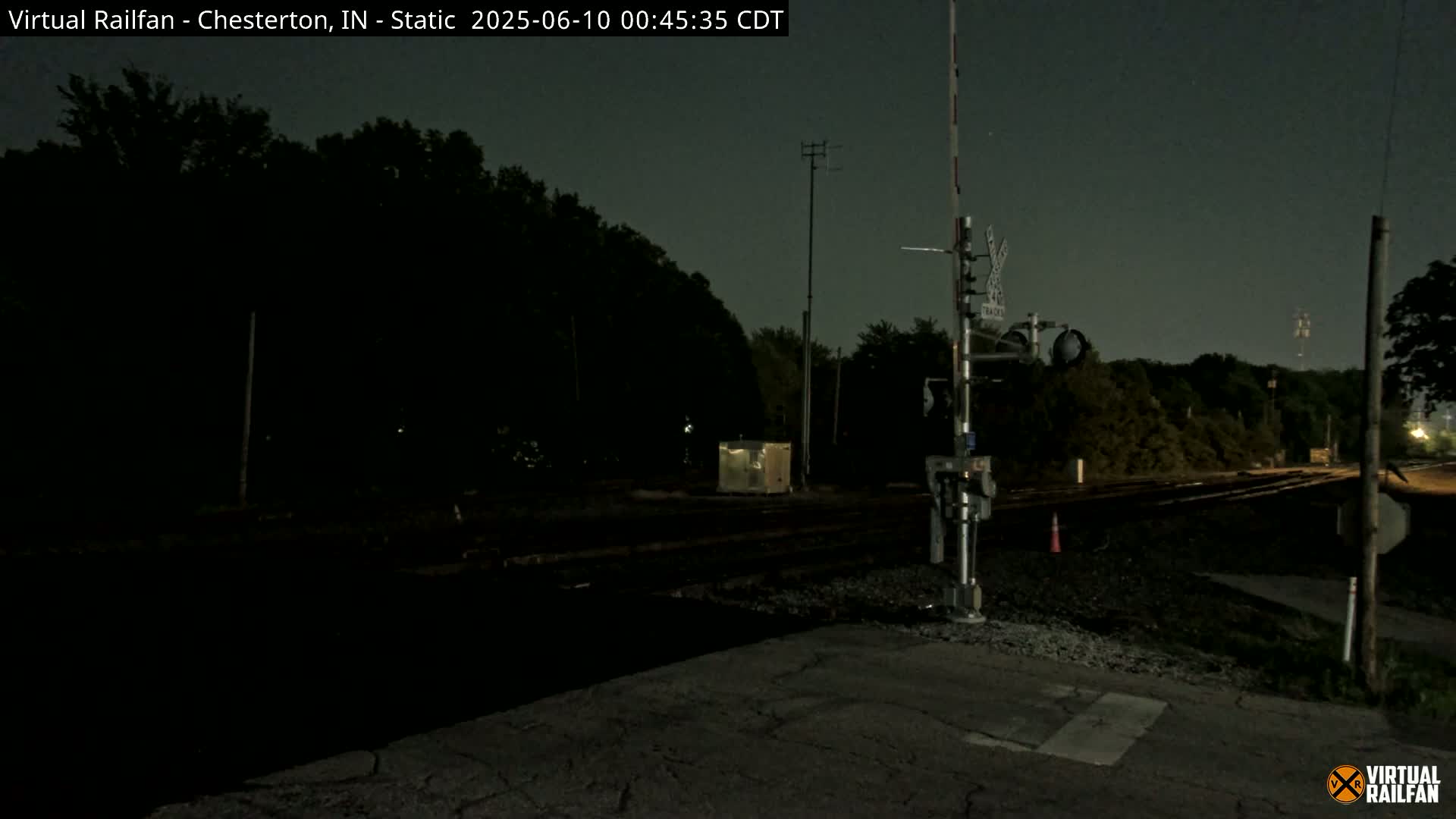 Chesterton Railroad Crossing Porter Junction Live Cam - Chesterton, Porter, Indiana, USA