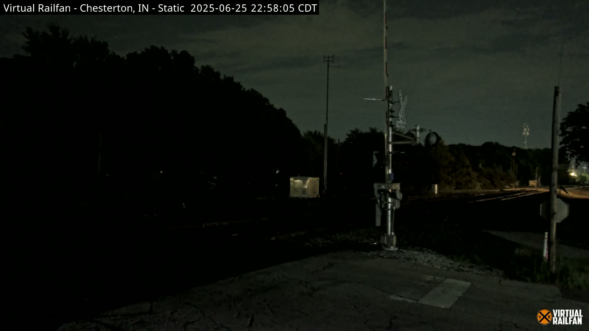 Chesterton Railroad Crossing Porter Junction Live Cam - Chesterton, Porter, Indiana, USA
