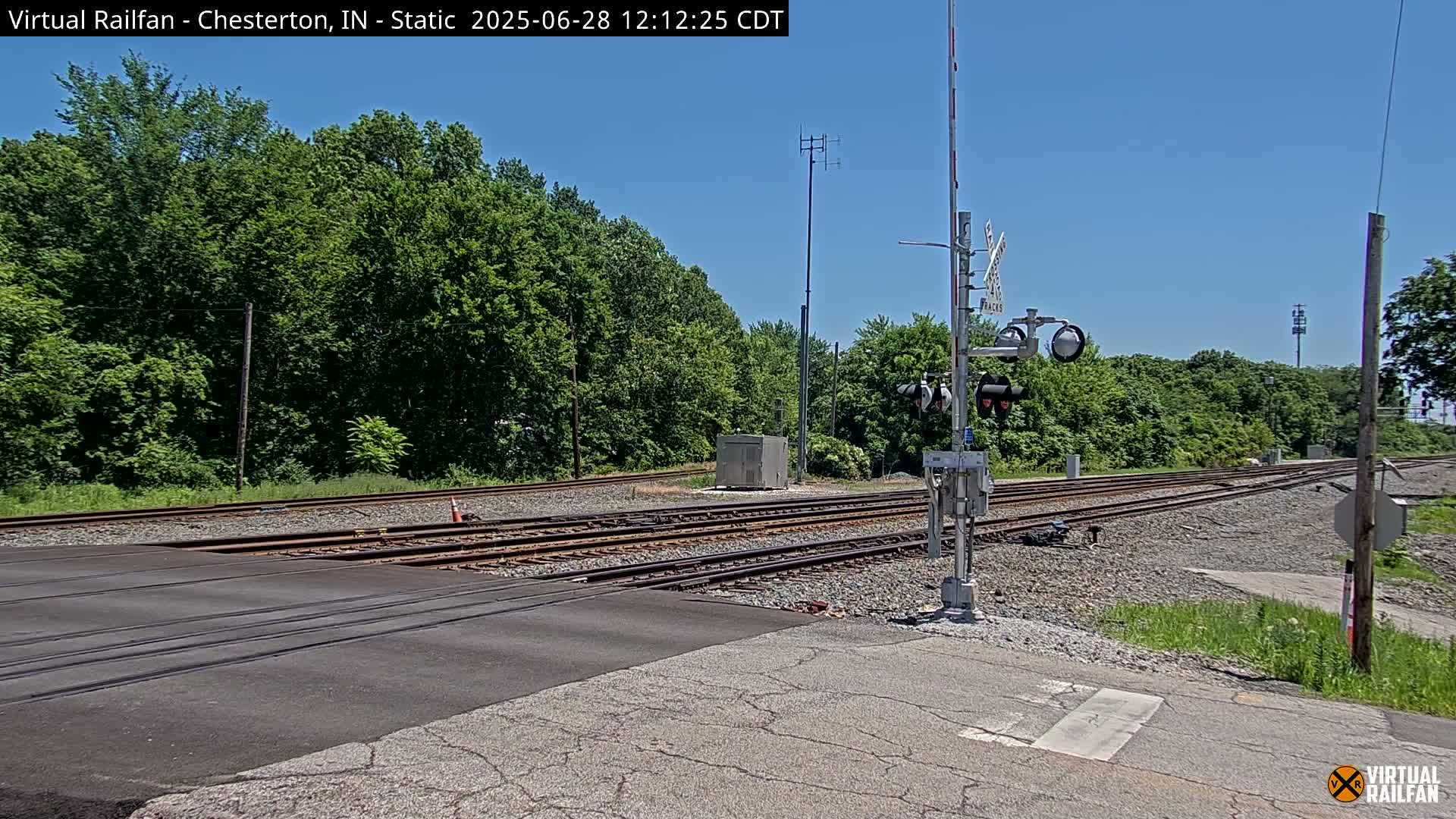 Chesterton Railroad Crossing Porter Junction Live Cam - Chesterton, Porter, Indiana, USA
