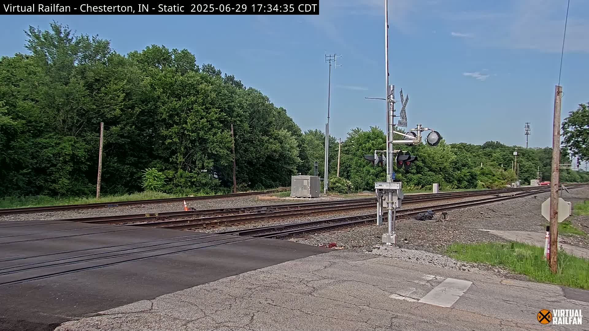 Chesterton Railroad Crossing Porter Junction Live Cam - Chesterton, Porter, Indiana, USA