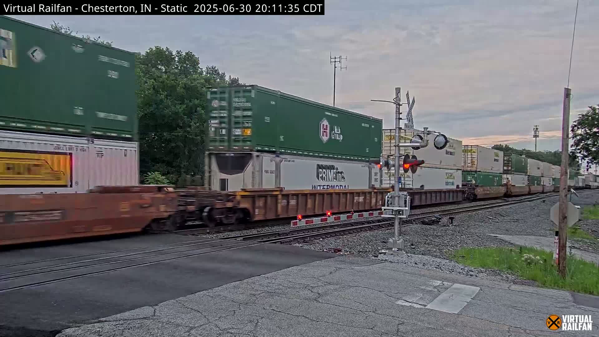 Chesterton Railroad Crossing Porter Junction Live Cam - Chesterton, Porter, Indiana, USA