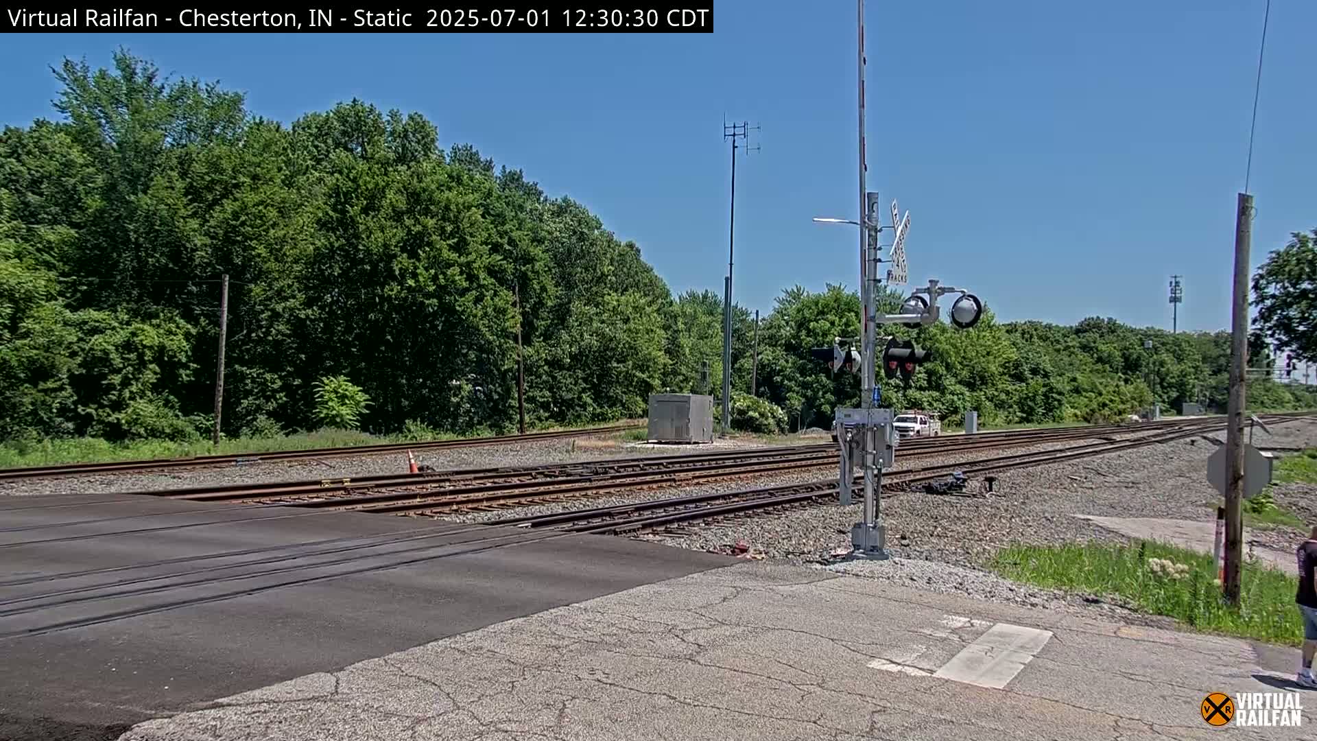 Chesterton Railroad Crossing Porter Junction Live Cam - Chesterton, Porter, Indiana, USA