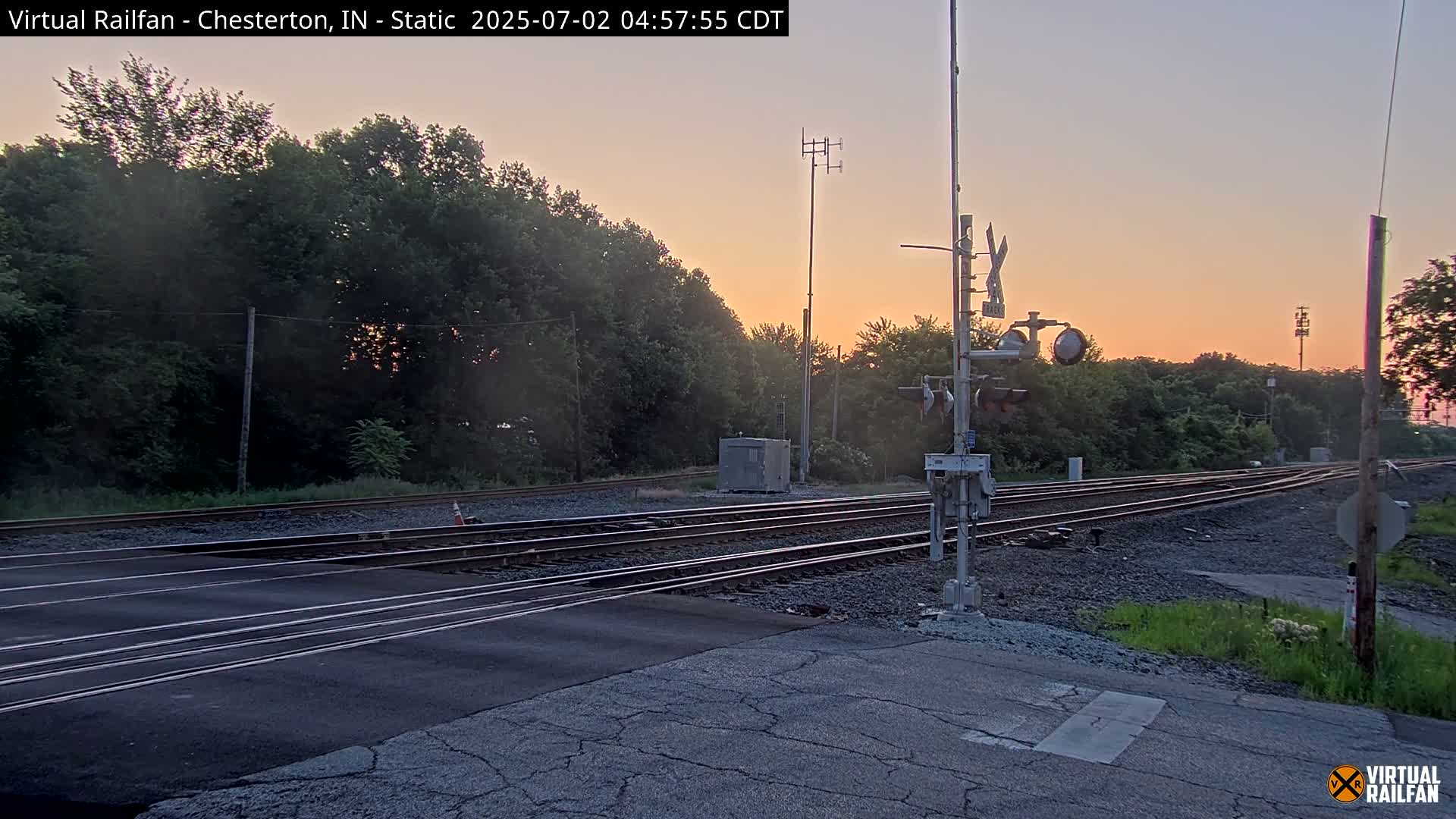 Chesterton Railroad Crossing Porter Junction Live Cam - Chesterton, Porter, Indiana, USA