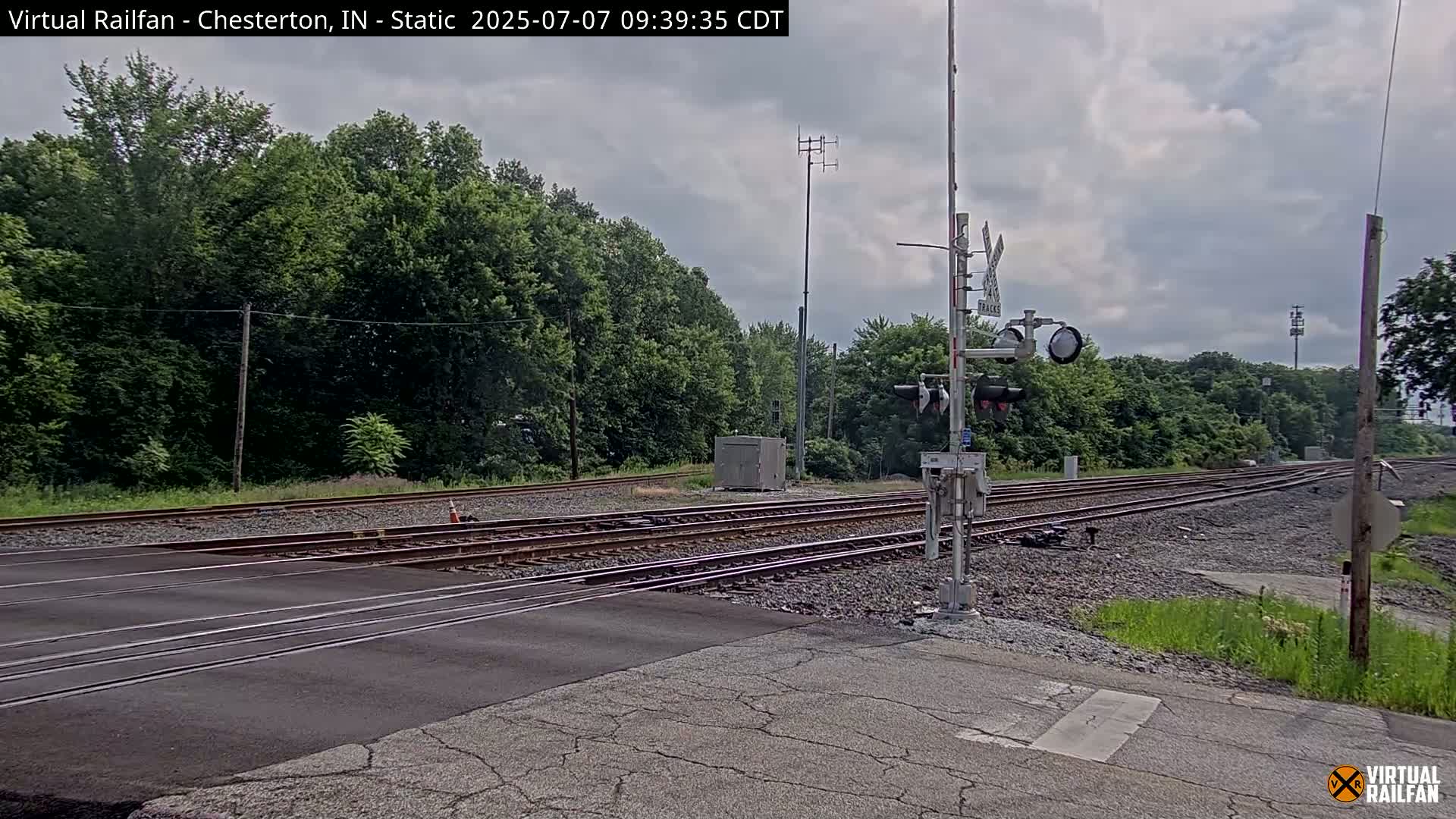 Chesterton Railroad Crossing Porter Junction Live Cam - Chesterton, Porter, Indiana, USA