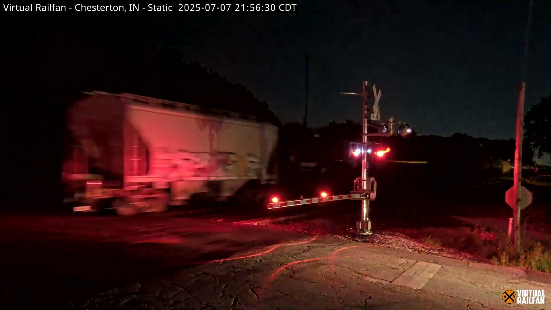 Chesterton Railroad Crossing Porter Junction Live Cam - Chesterton, Porter, Indiana, USA