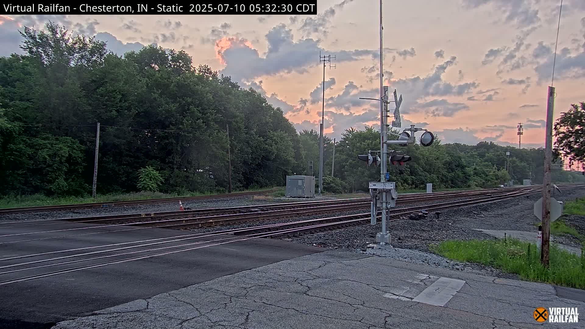 Chesterton Railroad Crossing Porter Junction Live Cam - Chesterton, Porter, Indiana, USA