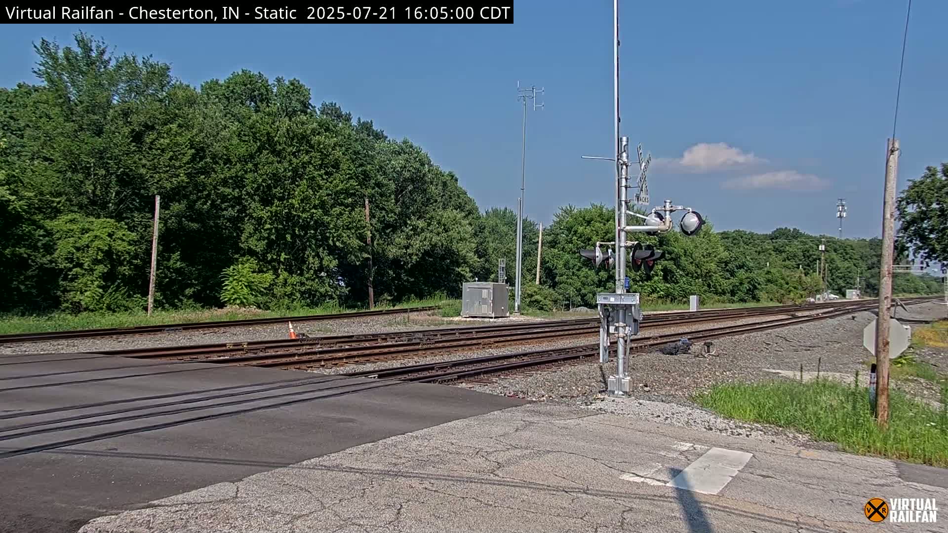 Chesterton Railroad Crossing Porter Junction Live Cam - Chesterton, Porter, Indiana, USA