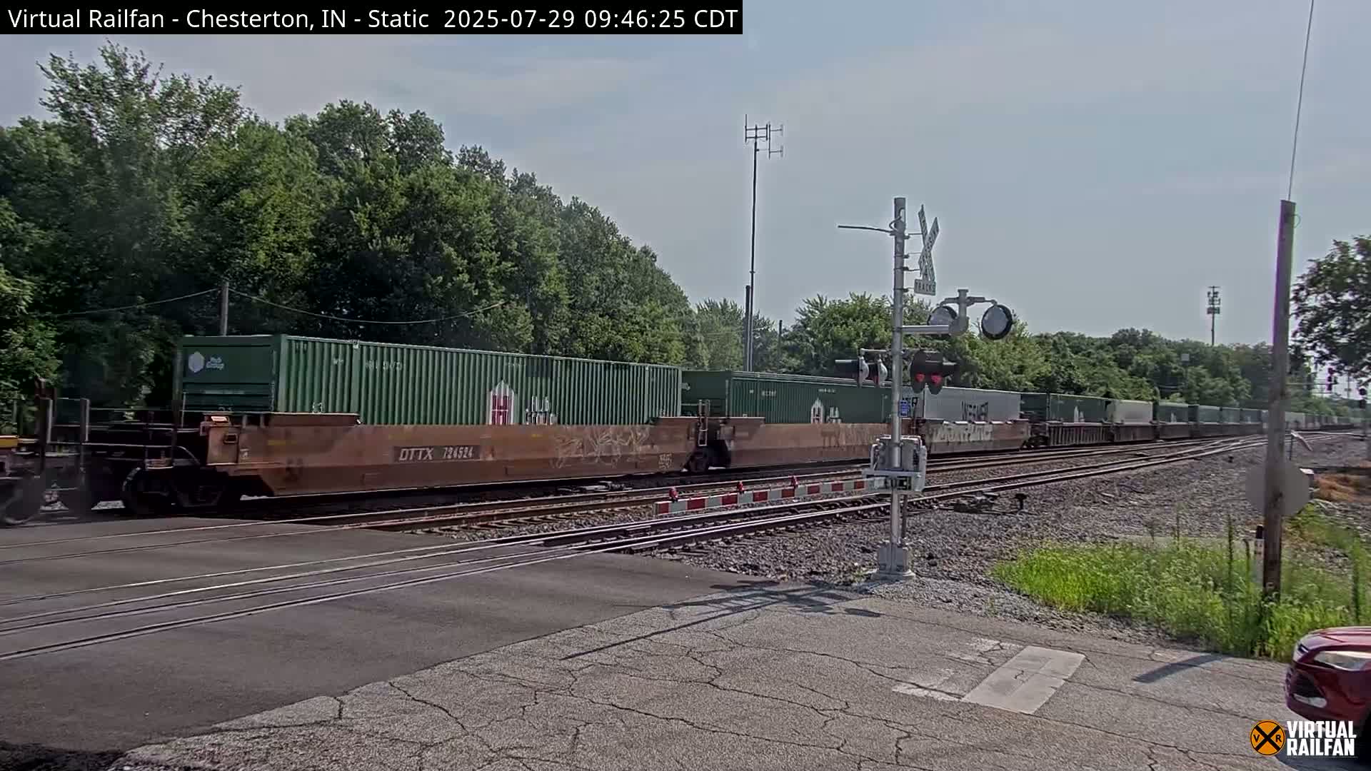 Chesterton Railroad Crossing Porter Junction Live Cam - Chesterton, Porter, Indiana, USA