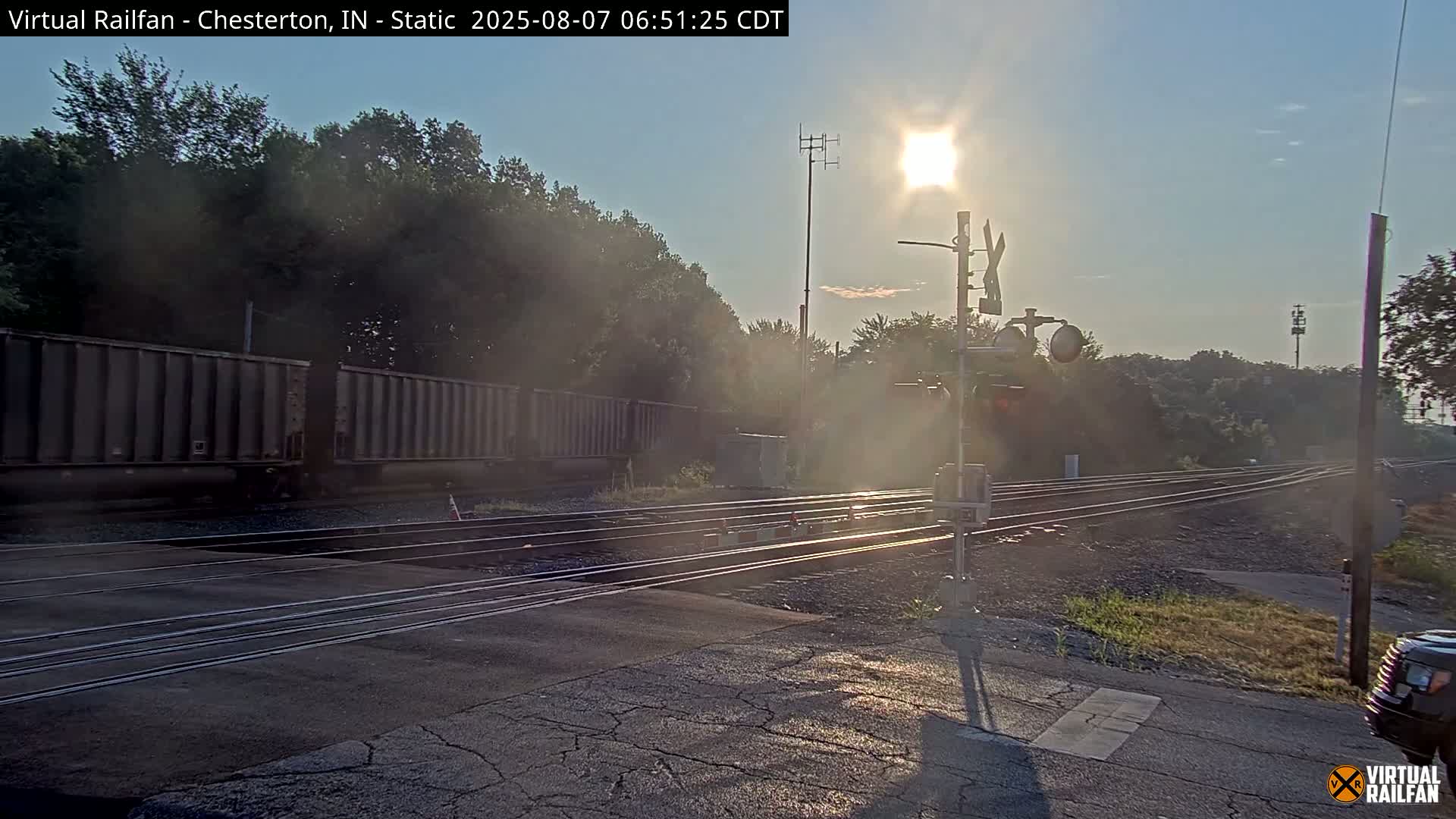 Chesterton Railroad Crossing Porter Junction Live Cam - Chesterton, Porter, Indiana, USA
