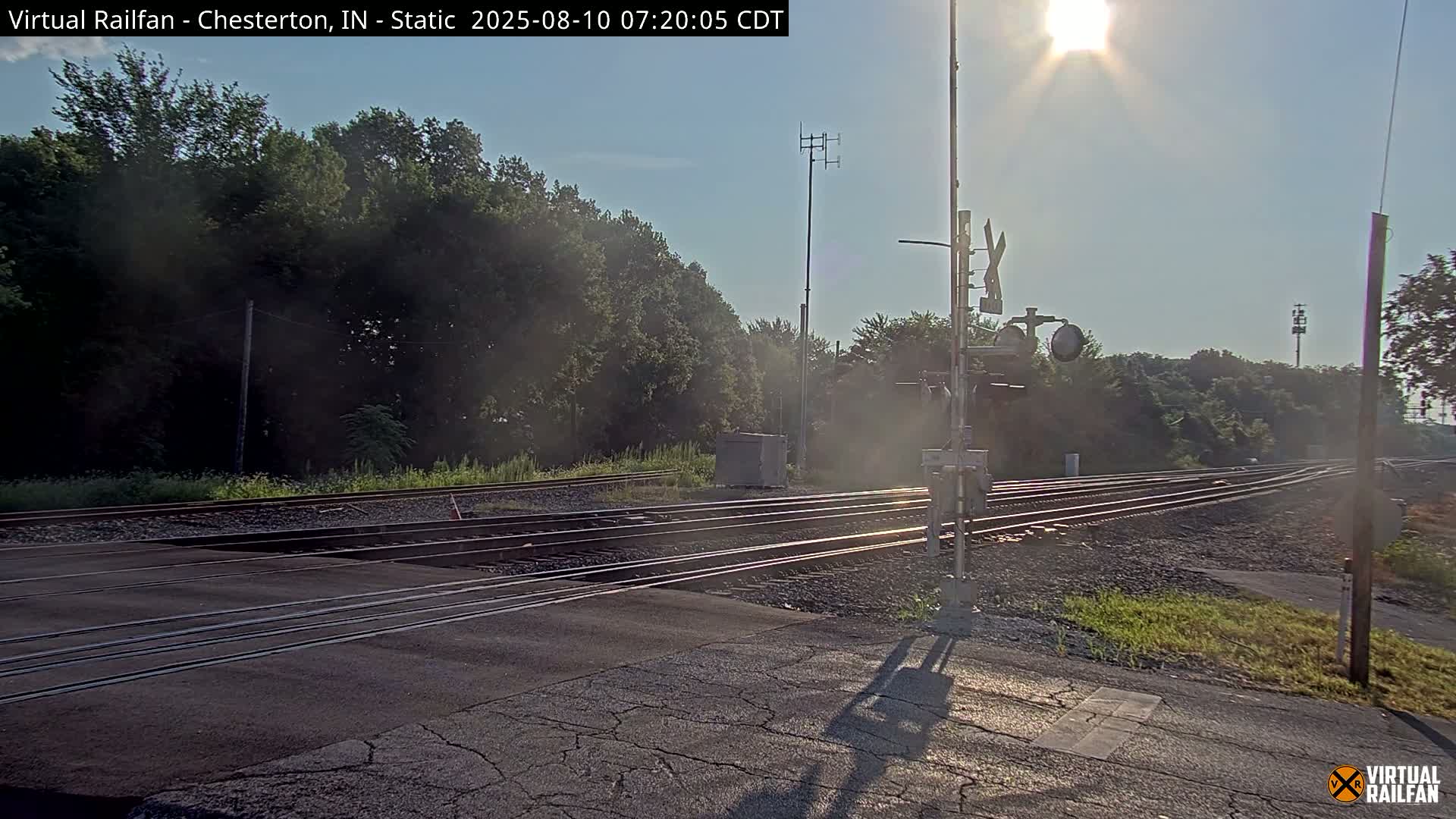 Chesterton Railroad Crossing Porter Junction Live Cam - Chesterton, Porter, Indiana, USA
