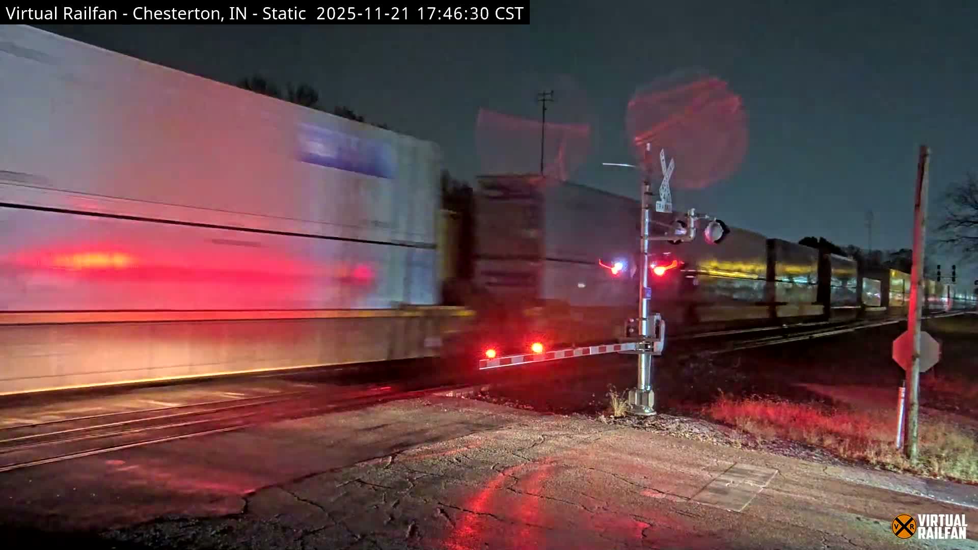 Chesterton Railroad Crossing Porter Junction Live Cam - Chesterton, Porter, Indiana, USA