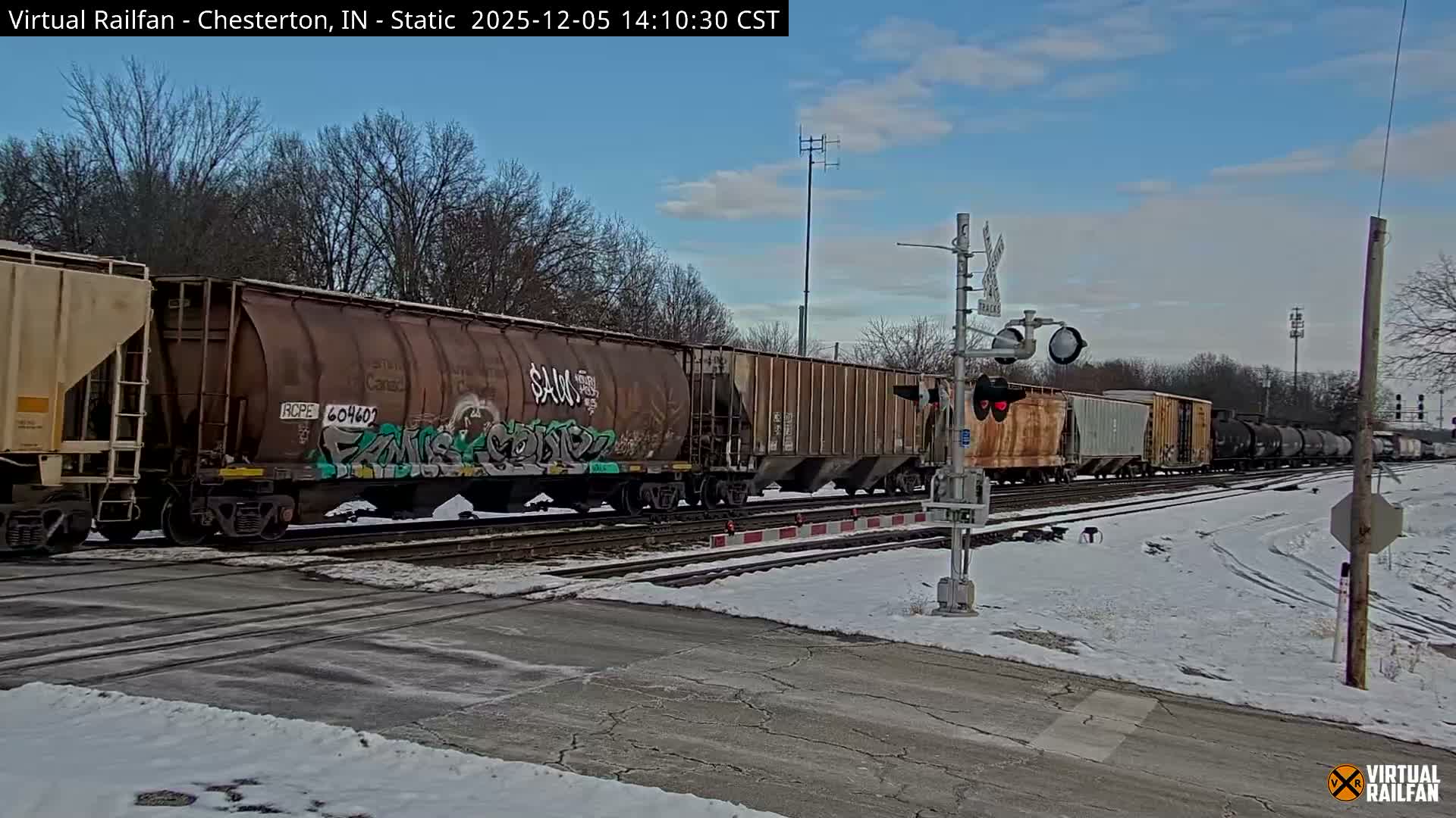 Chesterton Railroad Crossing Porter Junction Live Cam - Chesterton, Porter, Indiana, USA