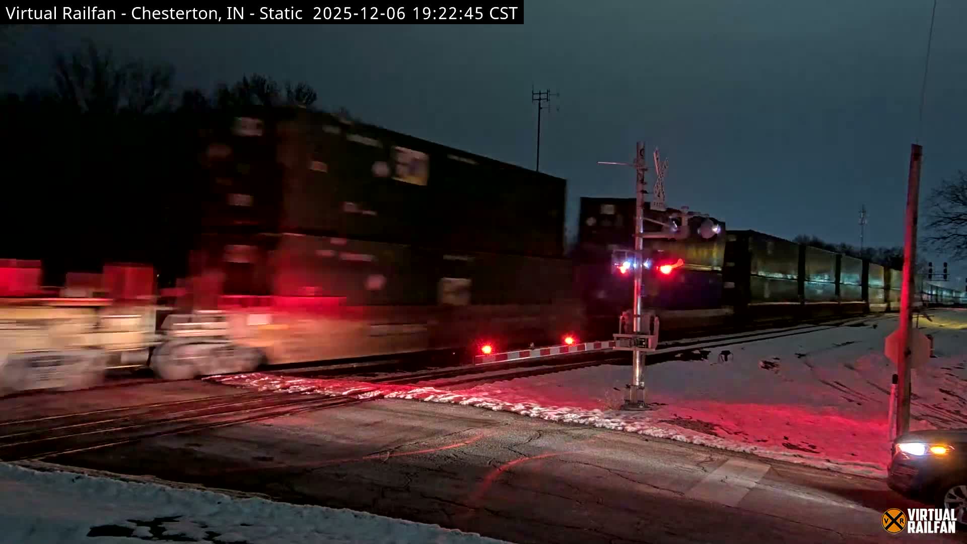 Chesterton Railroad Crossing Porter Junction Live Cam - Chesterton, Porter, Indiana, USA