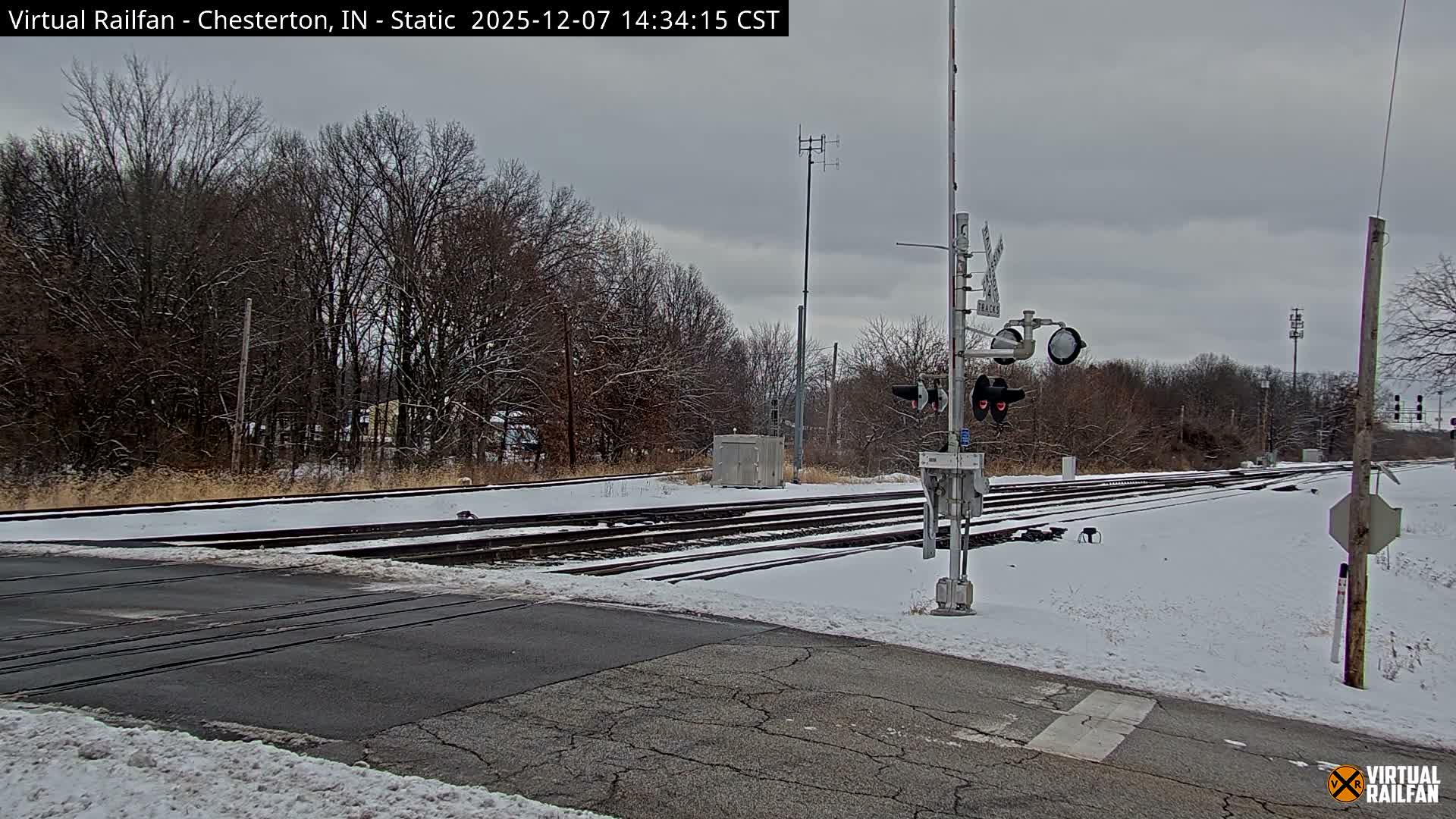 Chesterton Railroad Crossing Porter Junction Live Cam - Chesterton, Porter, Indiana, USA