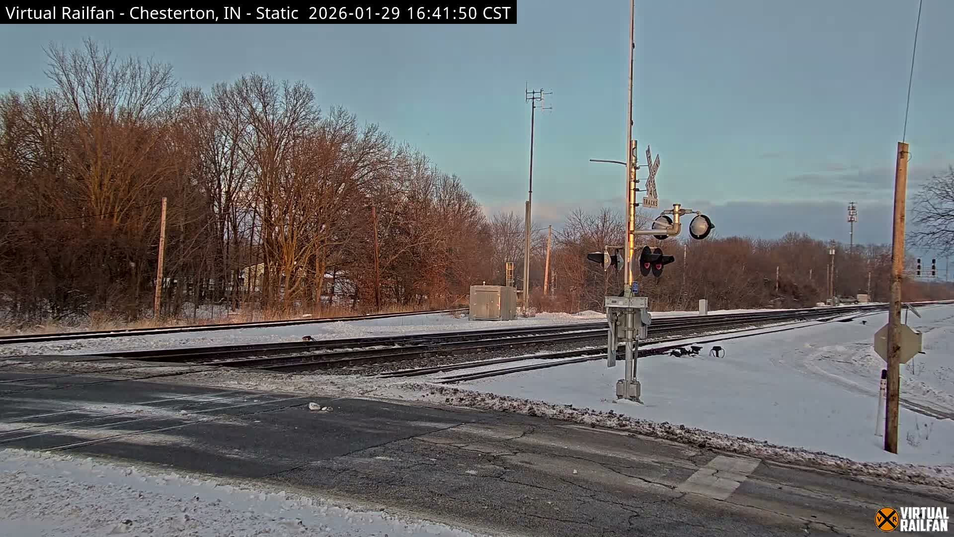 Chesterton Railroad Crossing Porter Junction Live Cam - Chesterton, Porter, Indiana, USA