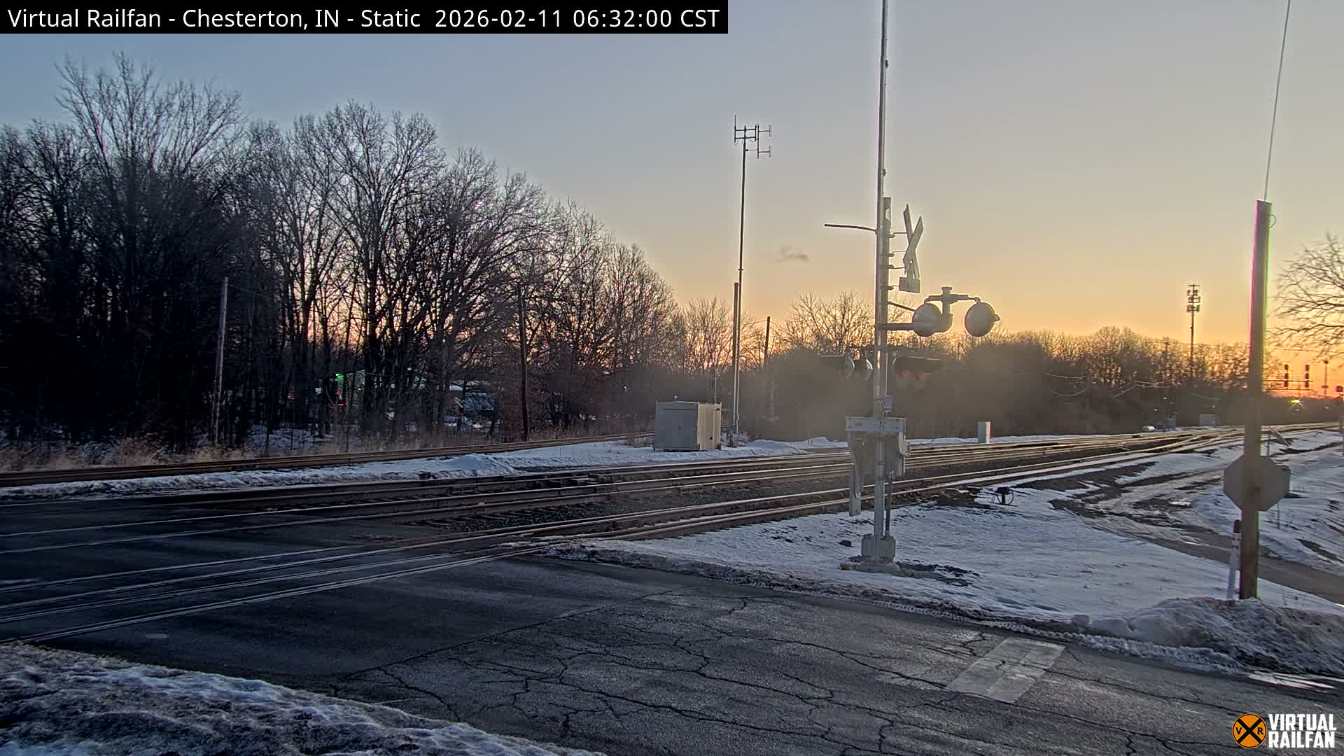 Chesterton Railroad Crossing Porter Junction Live Cam - Chesterton, Porter, Indiana, USA