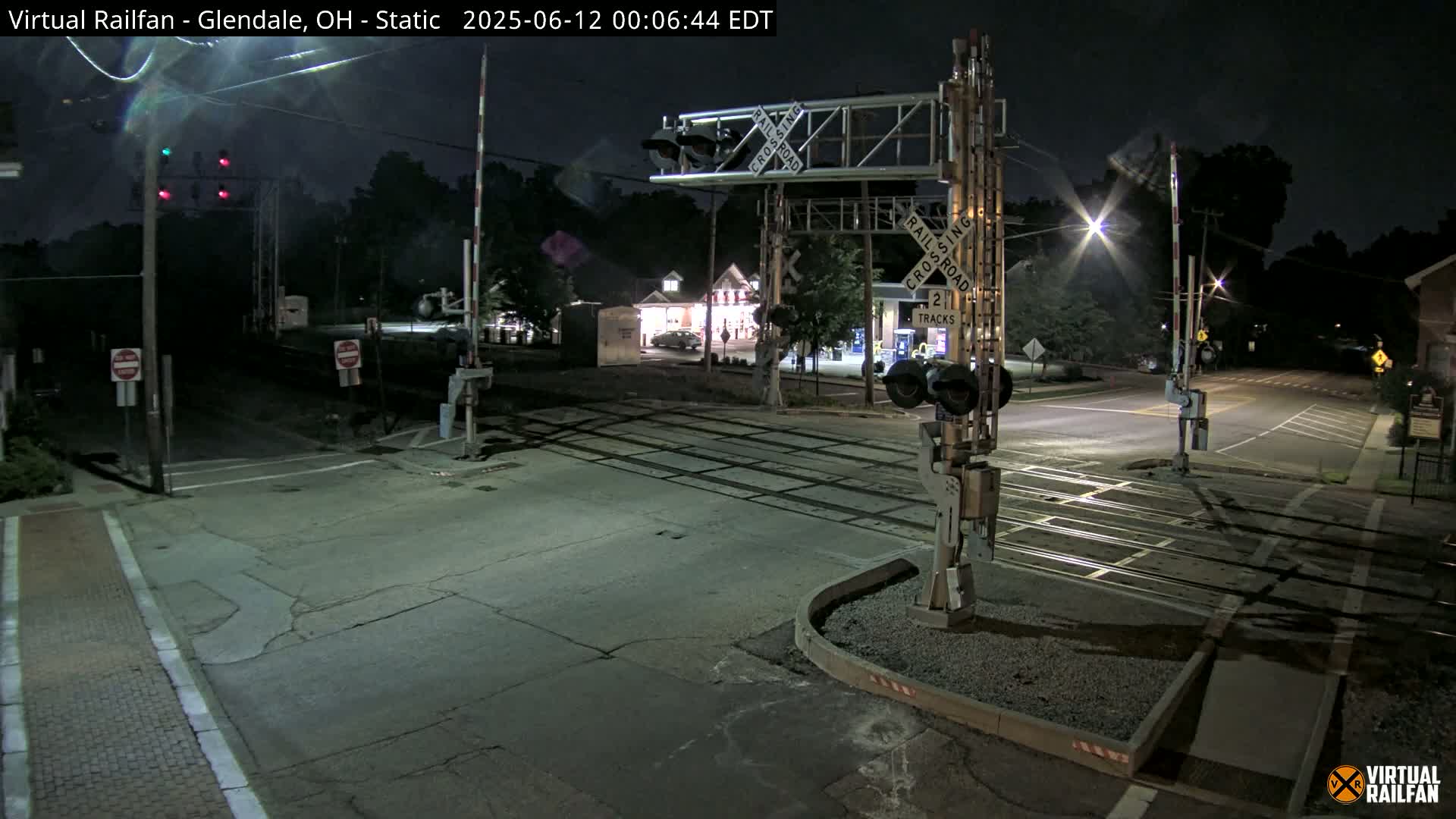 Glendale Railroad Crossing & Junction Live Cam - Glendale, Hamilton, Ohio, USA