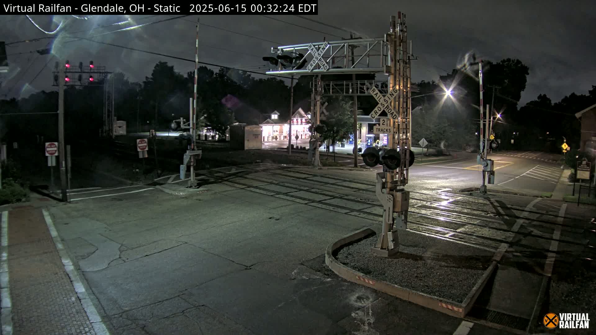 Glendale Railroad Crossing & Junction Live Cam - Glendale, Hamilton, Ohio, USA
