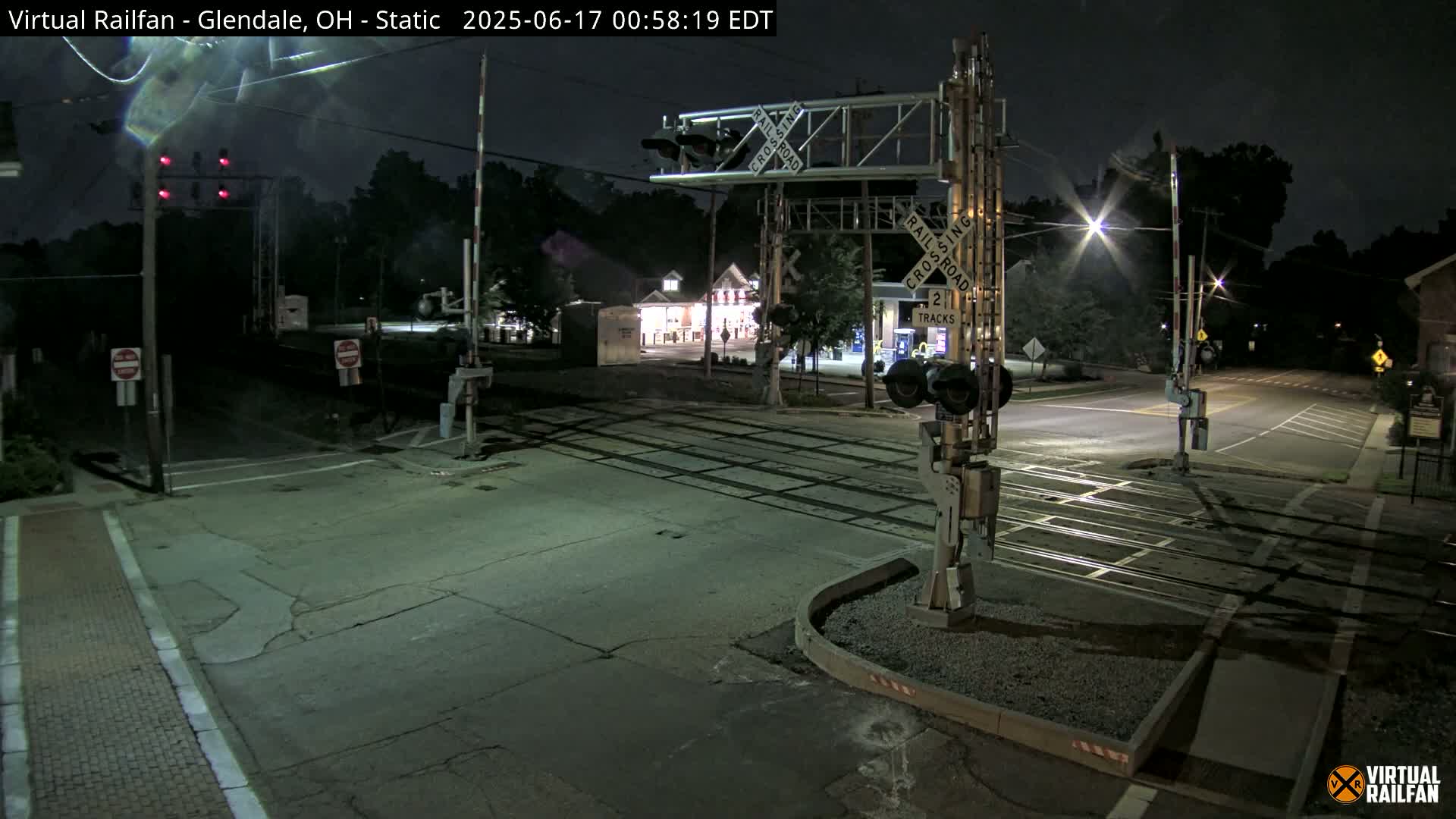 Glendale Railroad Crossing & Junction Live Cam - Glendale, Hamilton, Ohio, USA
