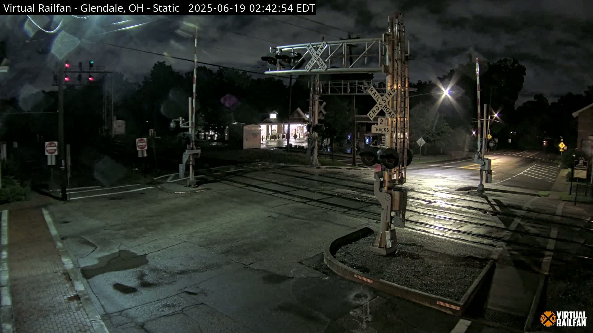 Glendale Railroad Crossing & Junction Live Cam - Glendale, Hamilton, Ohio, USA