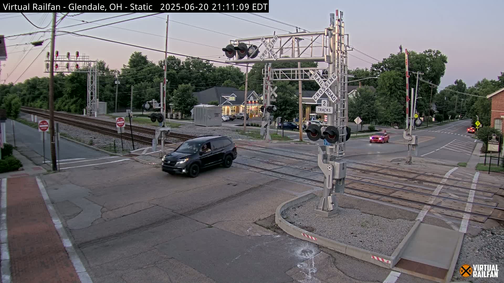 Glendale Railroad Crossing & Junction Live Cam - Glendale, Hamilton, Ohio, USA