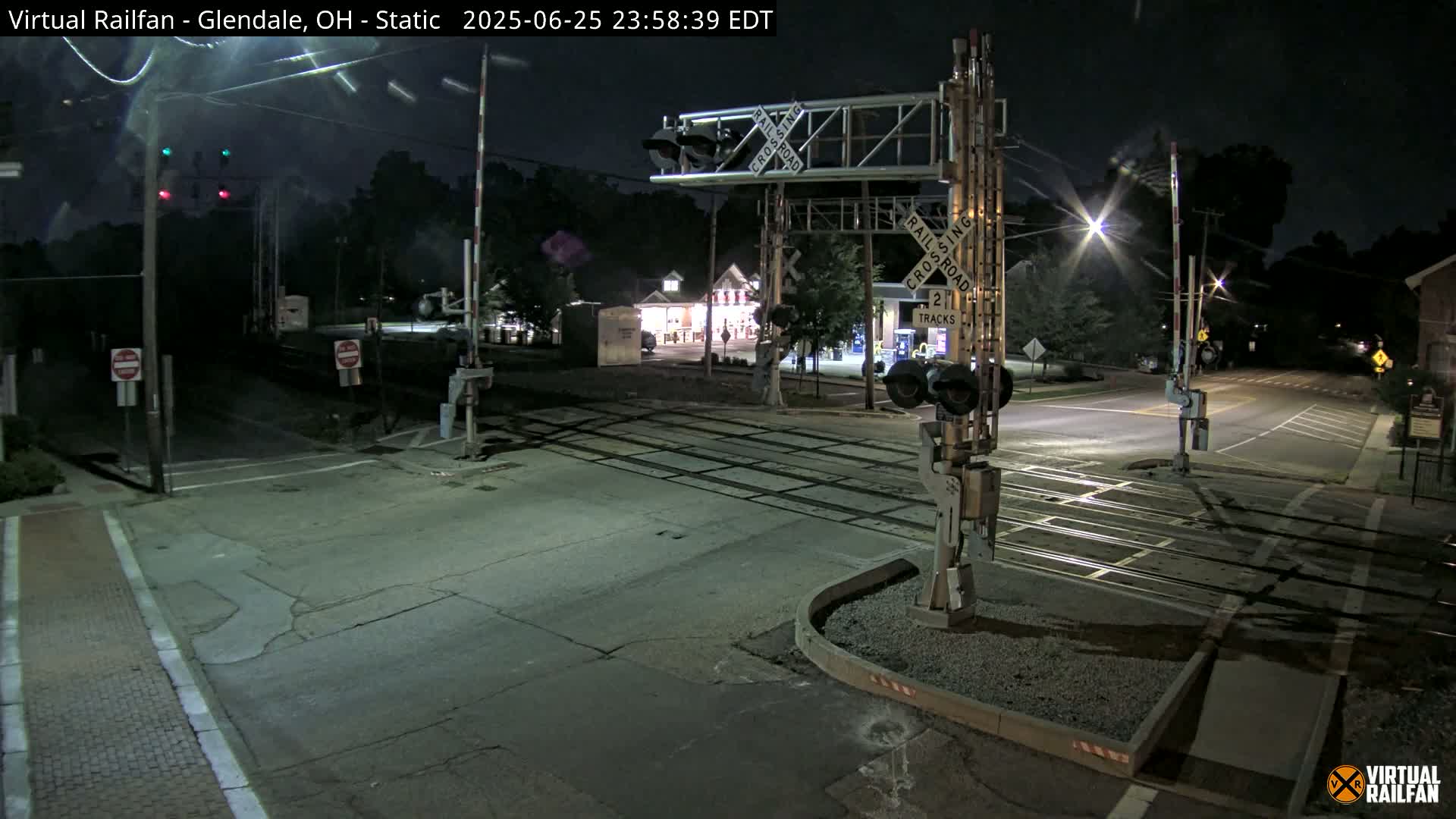 Glendale Railroad Crossing & Junction Live Cam - Glendale, Hamilton, Ohio, USA