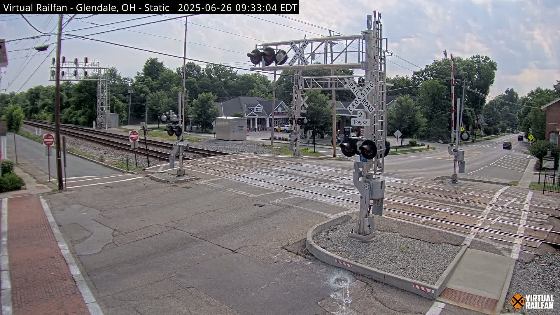 Glendale Railroad Crossing & Junction Live Cam - Glendale, Hamilton, Ohio, USA