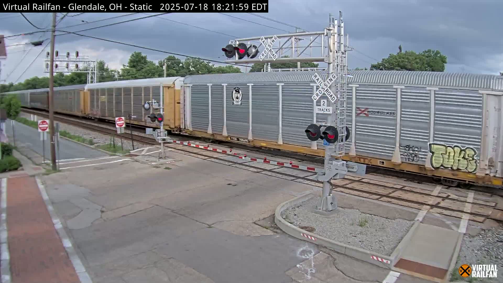 Glendale Railroad Crossing & Junction Live Cam - Glendale, Hamilton, Ohio, USA