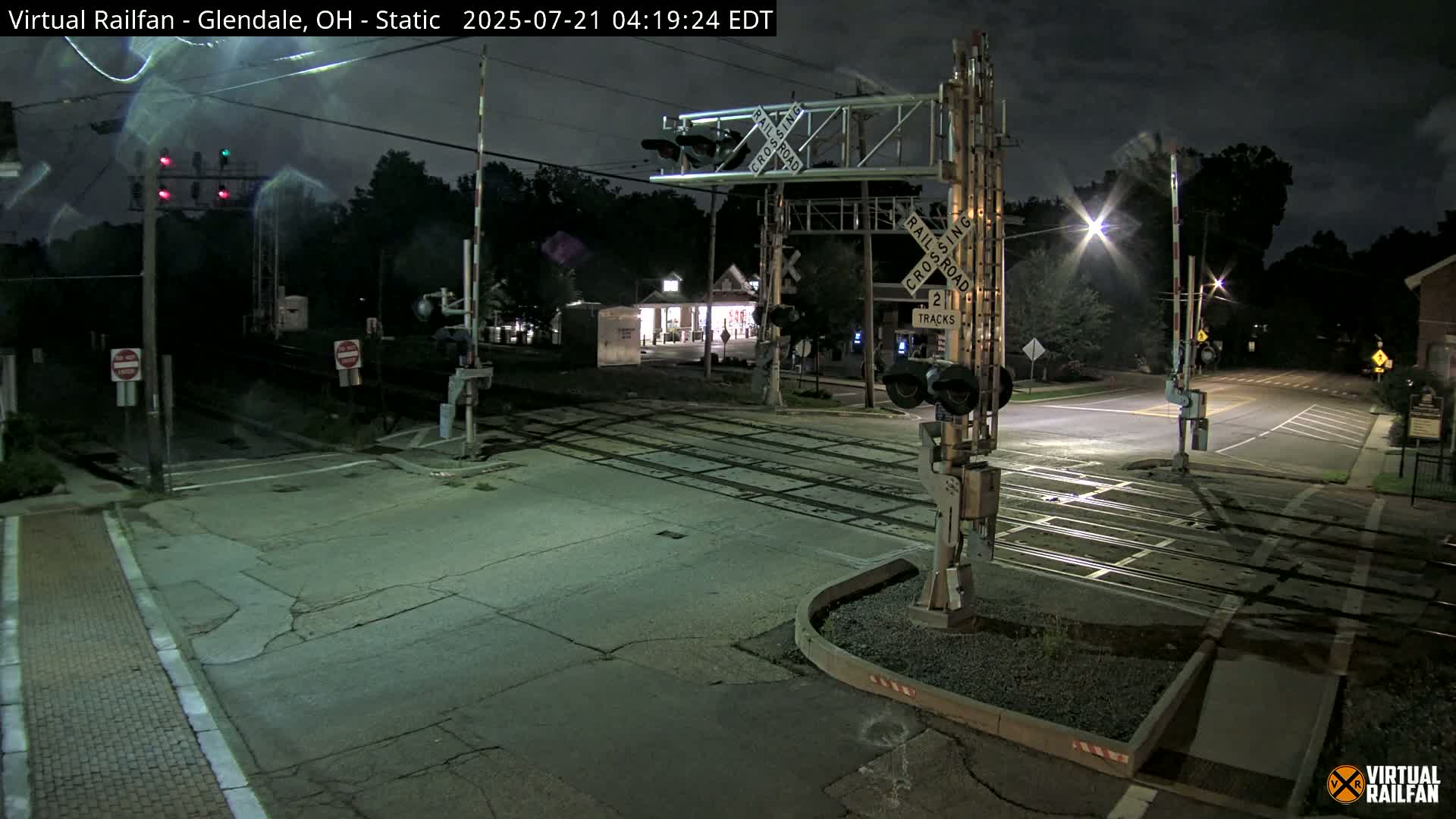 Glendale Railroad Crossing & Junction Live Cam - Glendale, Hamilton, Ohio, USA