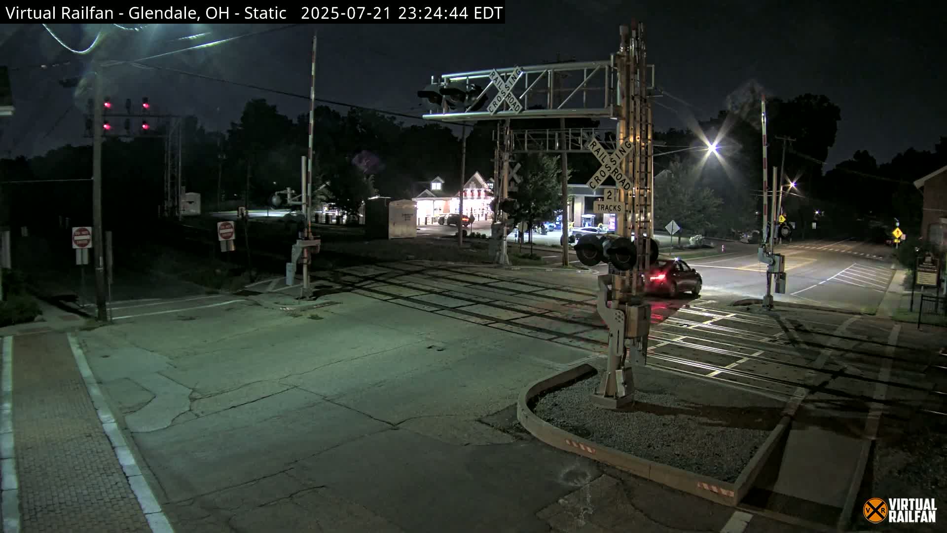 Glendale Railroad Crossing & Junction Live Cam - Glendale, Hamilton, Ohio, USA