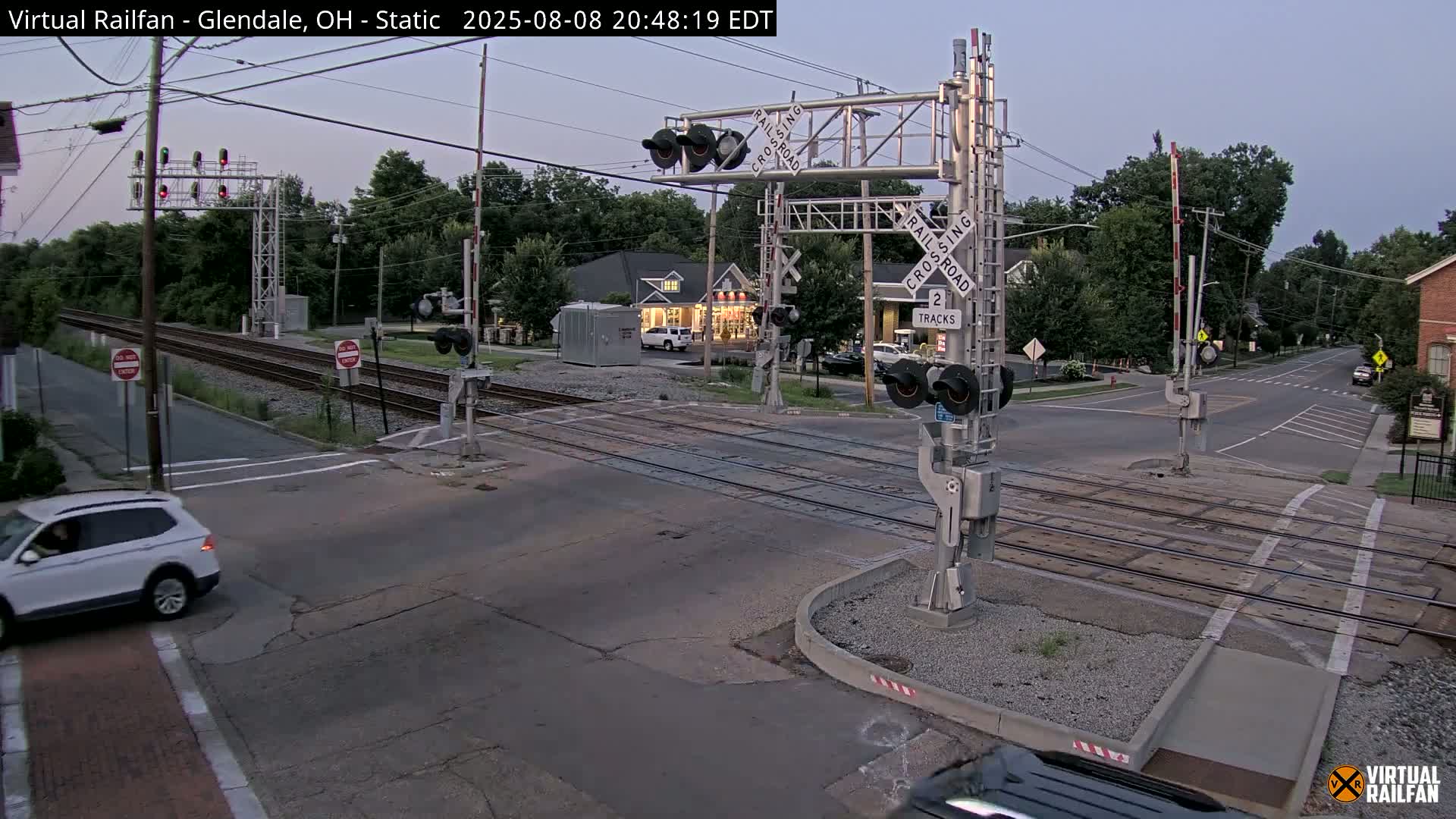 Glendale Railroad Crossing & Junction Live Cam - Glendale, Hamilton, Ohio, USA