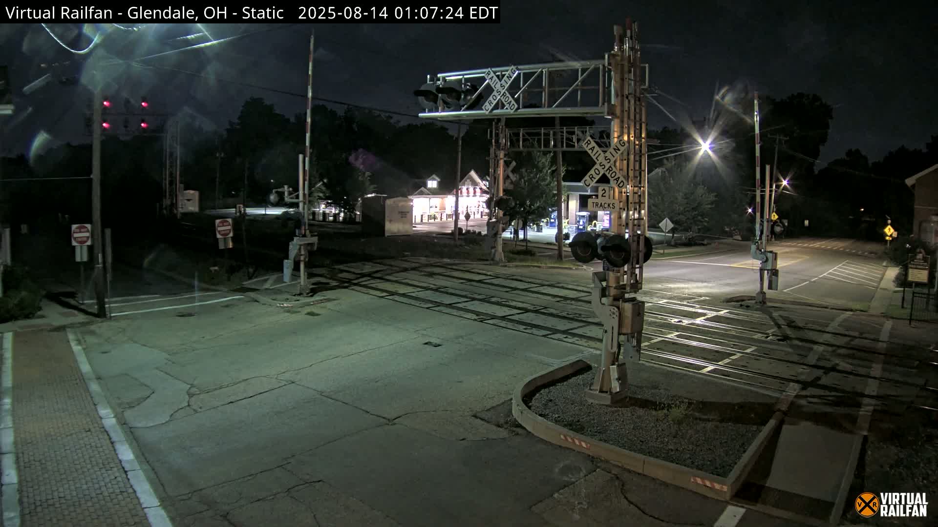 Glendale Railroad Crossing & Junction Live Cam - Glendale, Hamilton, Ohio, USA