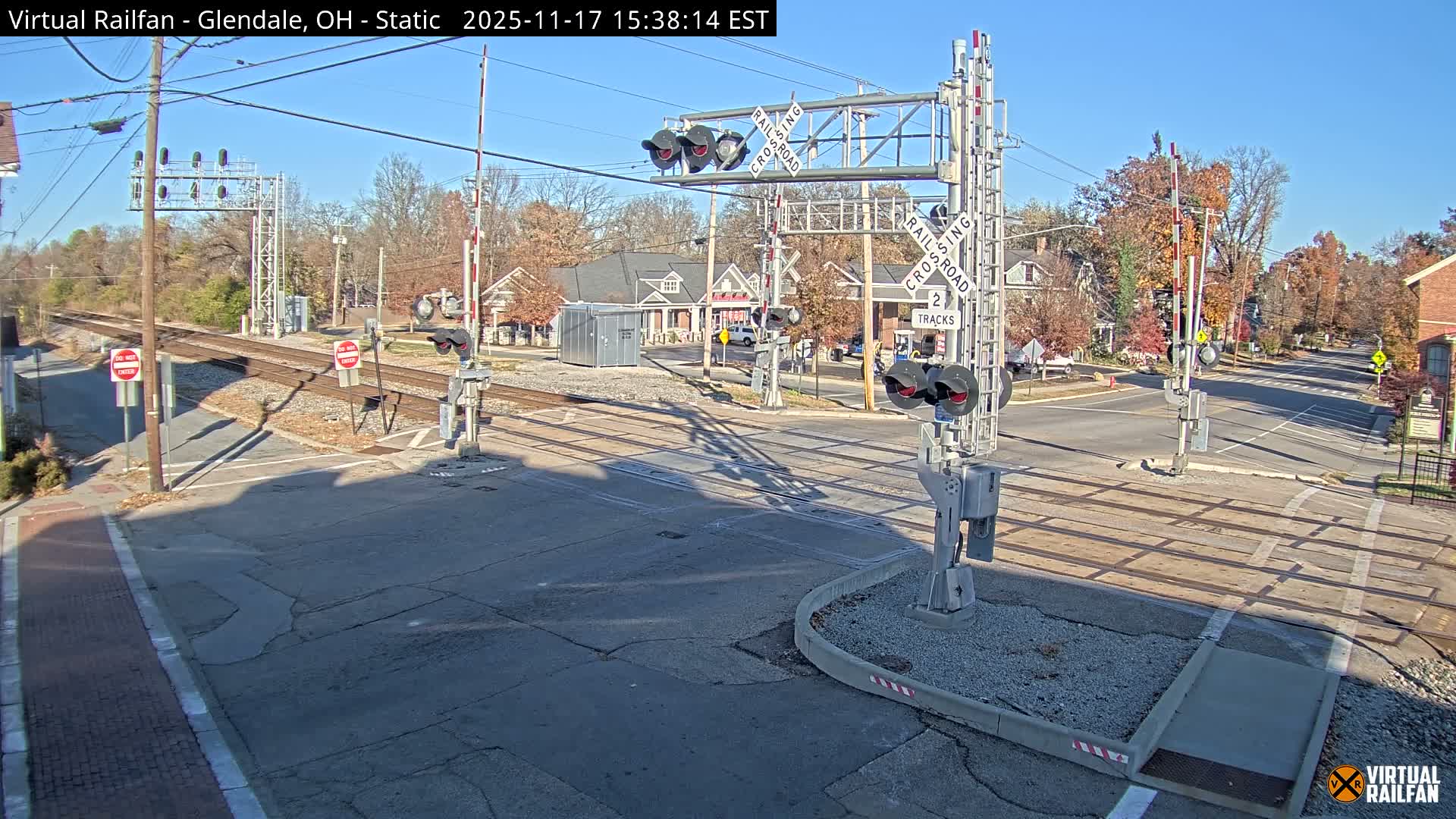 Glendale Railroad Crossing & Junction Live Cam - Glendale, Hamilton, Ohio, USA