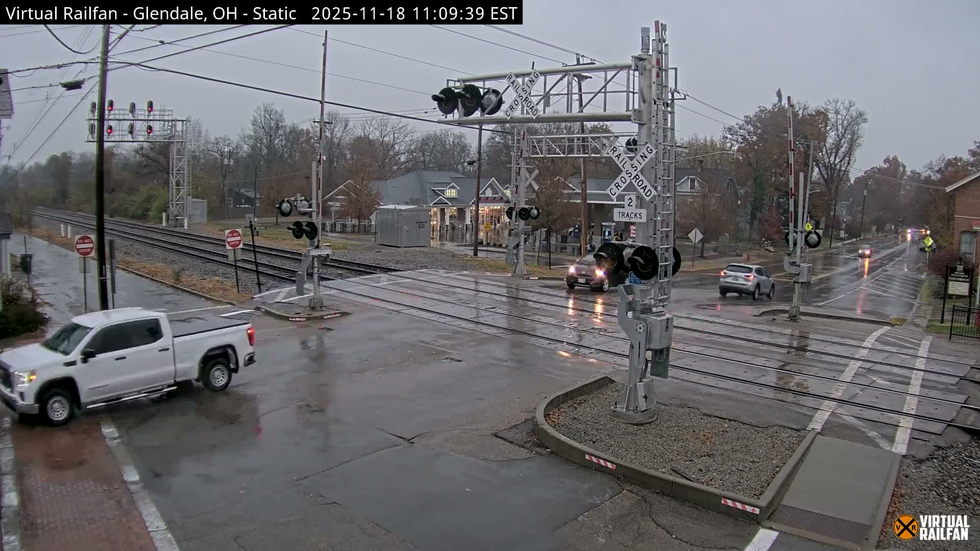Glendale Railroad Crossing & Junction Live Cam - Glendale, Hamilton, Ohio, USA