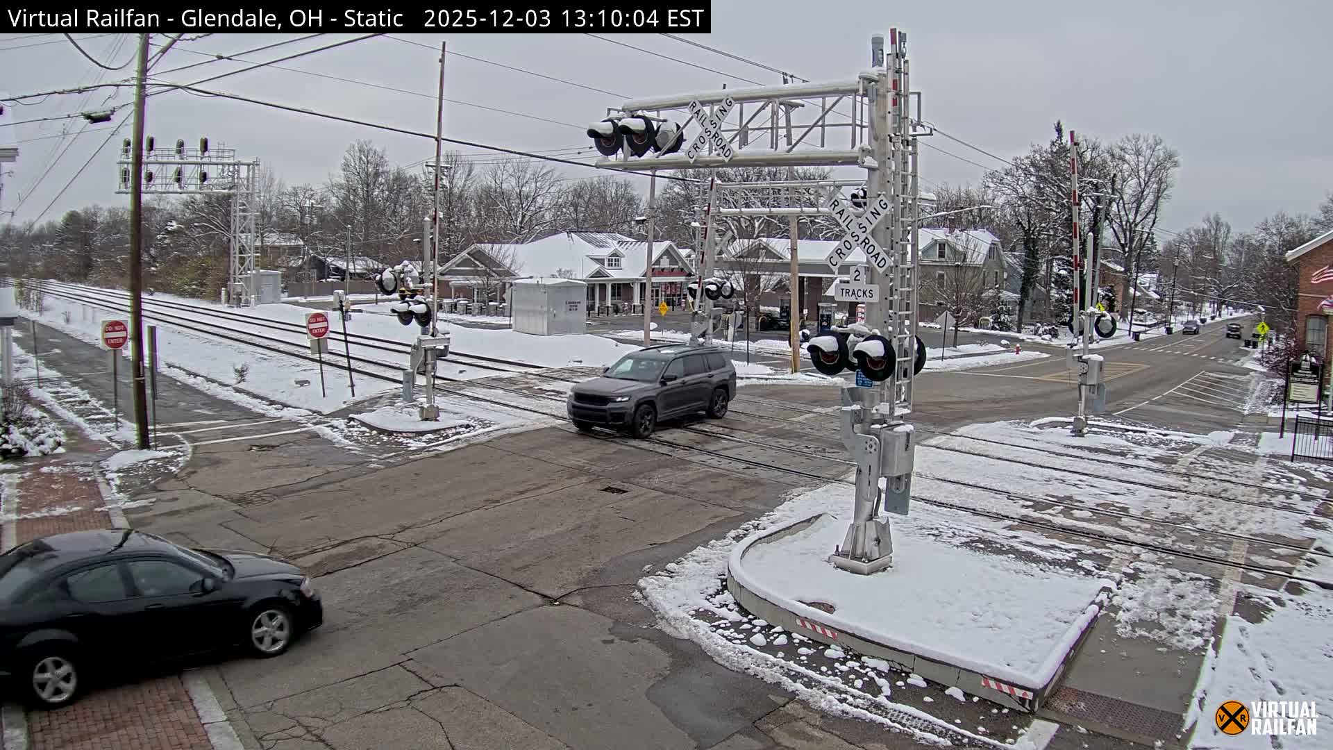 Glendale Railroad Crossing & Junction Live Cam - Glendale, Hamilton, Ohio, USA