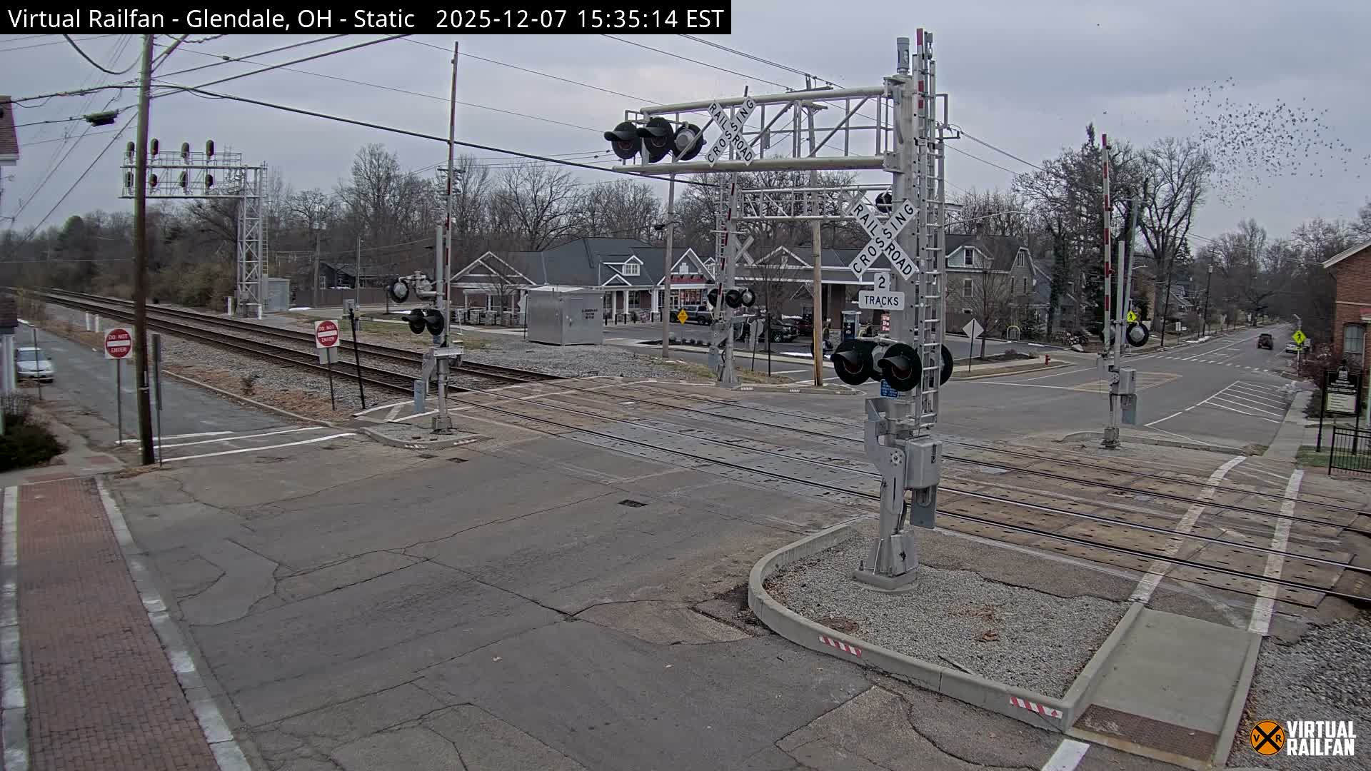 Glendale Railroad Crossing & Junction Live Cam - Glendale, Hamilton, Ohio, USA