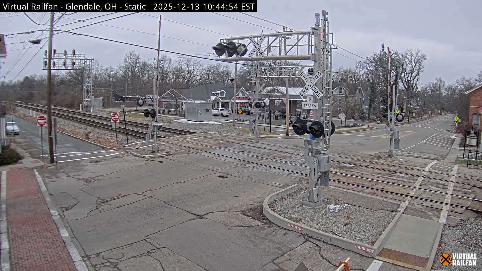 Glendale Railroad Crossing & Junction Live Cam - Glendale, Hamilton, Ohio, USA