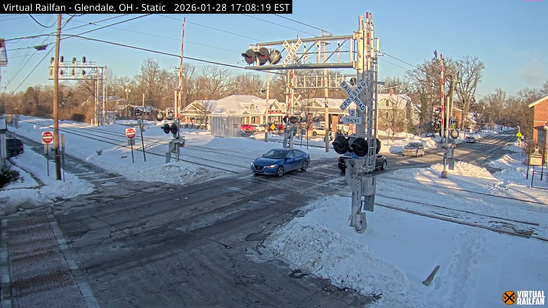 Glendale Railroad Crossing & Junction Live Cam - Glendale, Hamilton, Ohio, USA