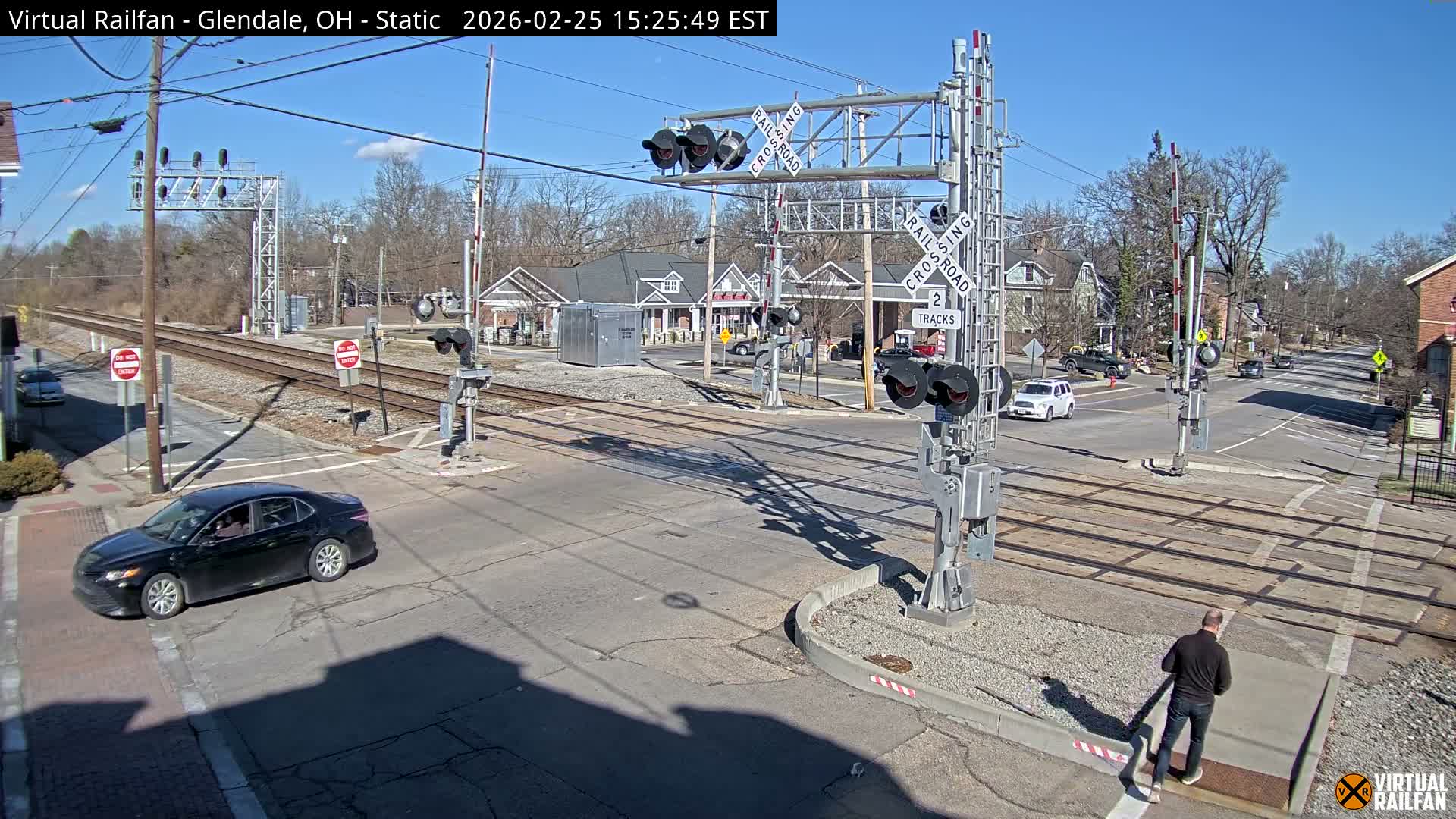 Glendale Railroad Crossing & Junction Live Cam - Glendale, Hamilton, Ohio, USA