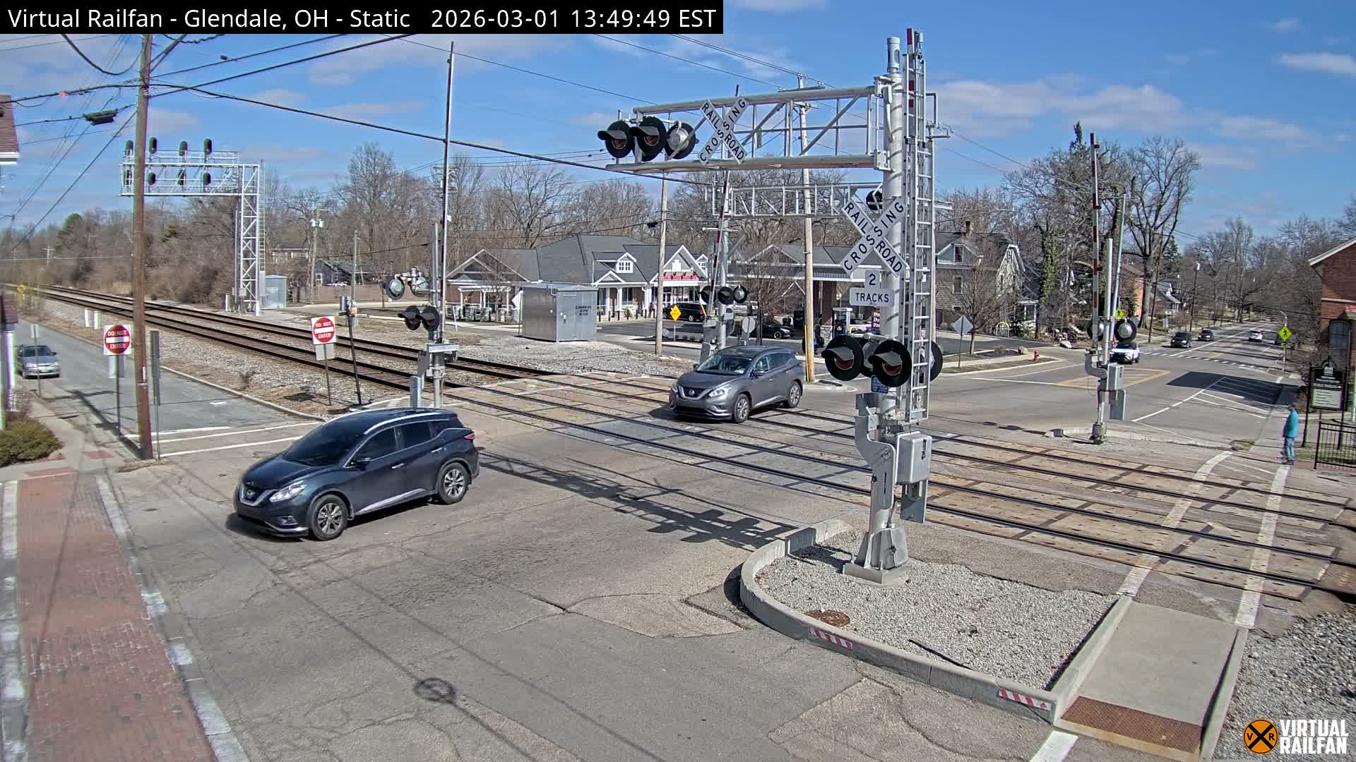 Glendale Railroad Crossing & Junction Live Cam - Glendale, Hamilton, Ohio, USA