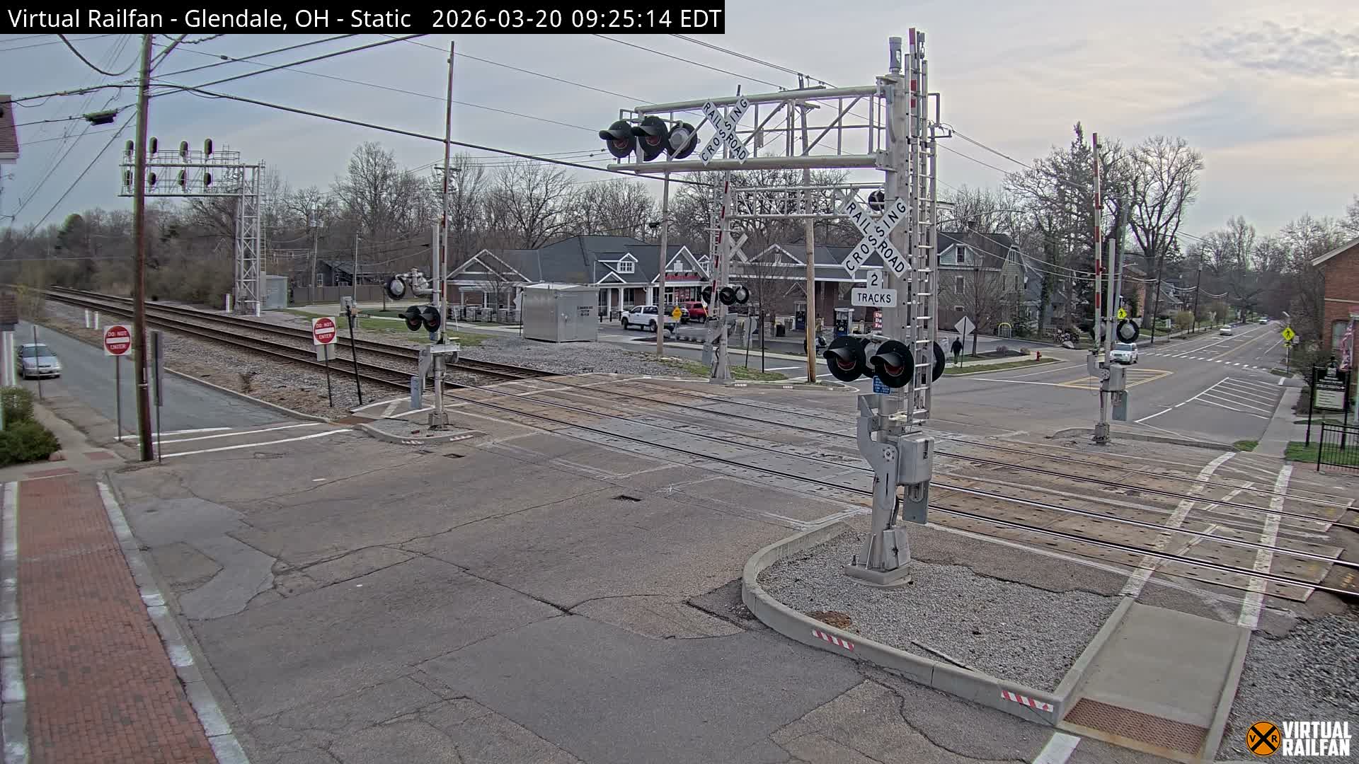 Glendale Railroad Crossing & Junction Live Cam - Glendale, Hamilton, Ohio, USA
